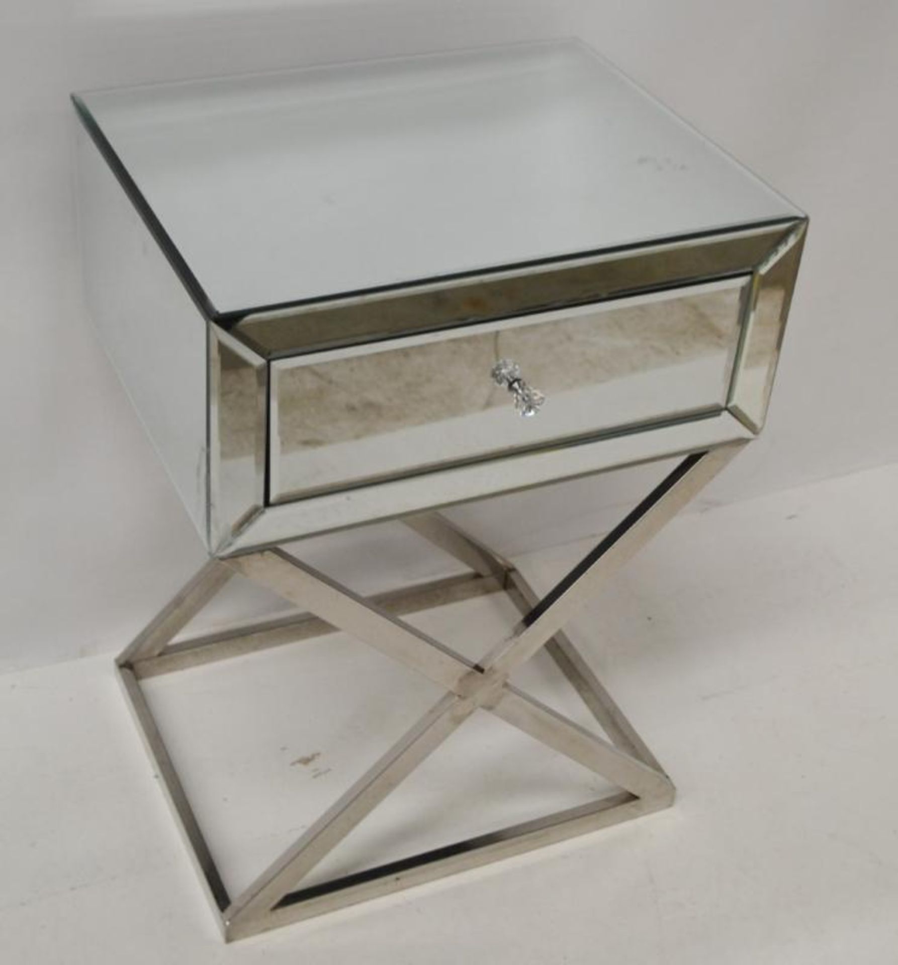 2 x Mirrored Glass Side Tables - Ref: BLT377 - CL380 - NO VAT - Location: Altrincham WA14 - Image 7 of 15