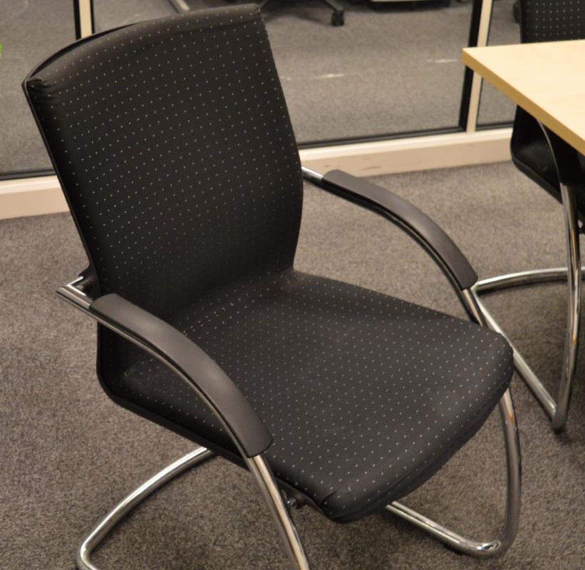 8 x Stackable Boardroom Meeting Chairs in Black With Chrome Stands and Arm Rests - Contemporary - Image 6 of 7