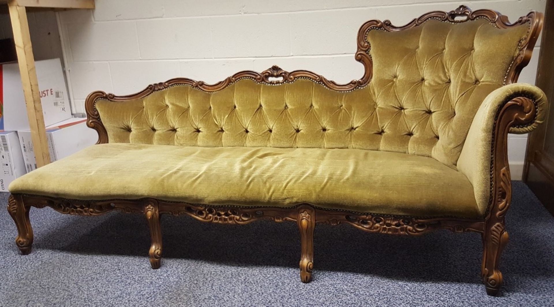 1 x Louis 6th Style Olive Green Velvet Sofa - Ref608 - Image 3 of 6