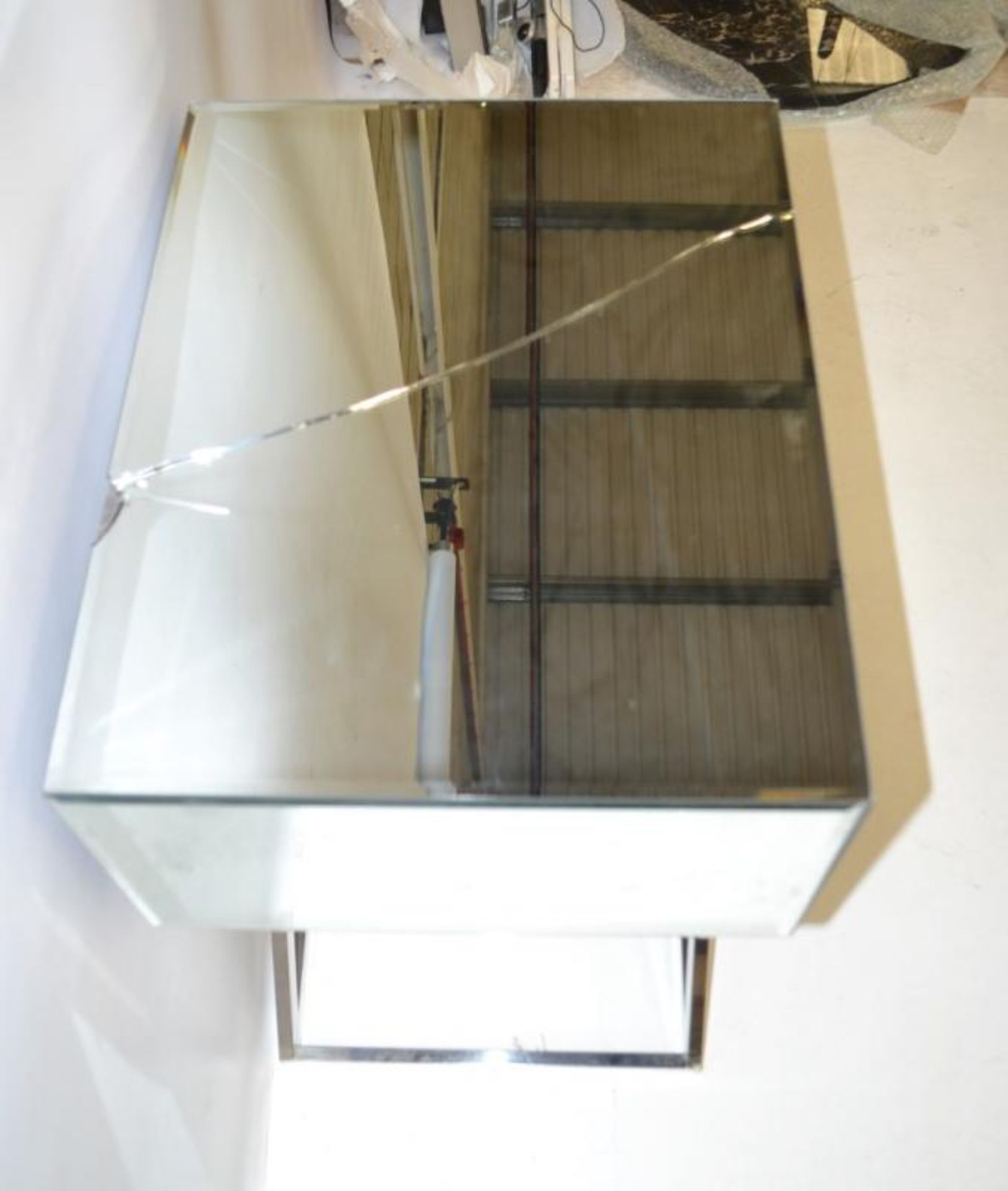 2 x Mirrored Glass Side Tables - Ref: BLT377 - CL380 - NO VAT - Location: Altrincham WA14 - Image 6 of 15