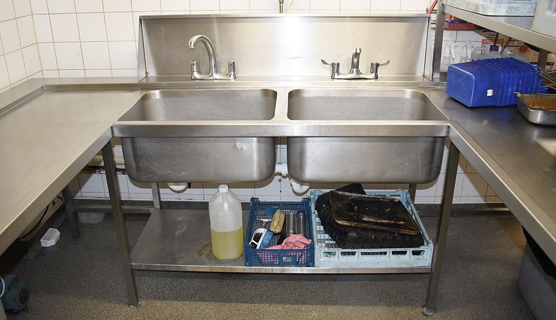 1 x Inlet and Outlet Wash Bench For Passthrough Dishwashers