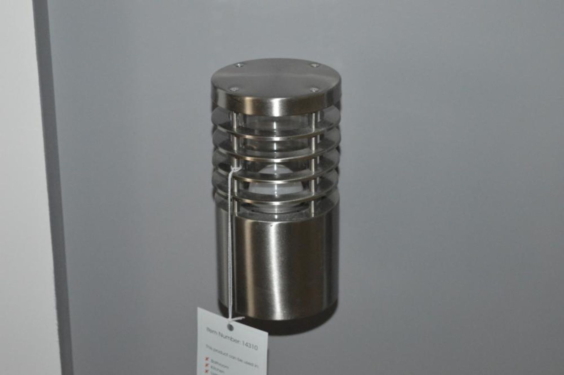 1 x Outdoor Light With A Bracket In Stainless Steel and Clear Polycarbonate - Ex Display Stock - CL2 - Image 2 of 3