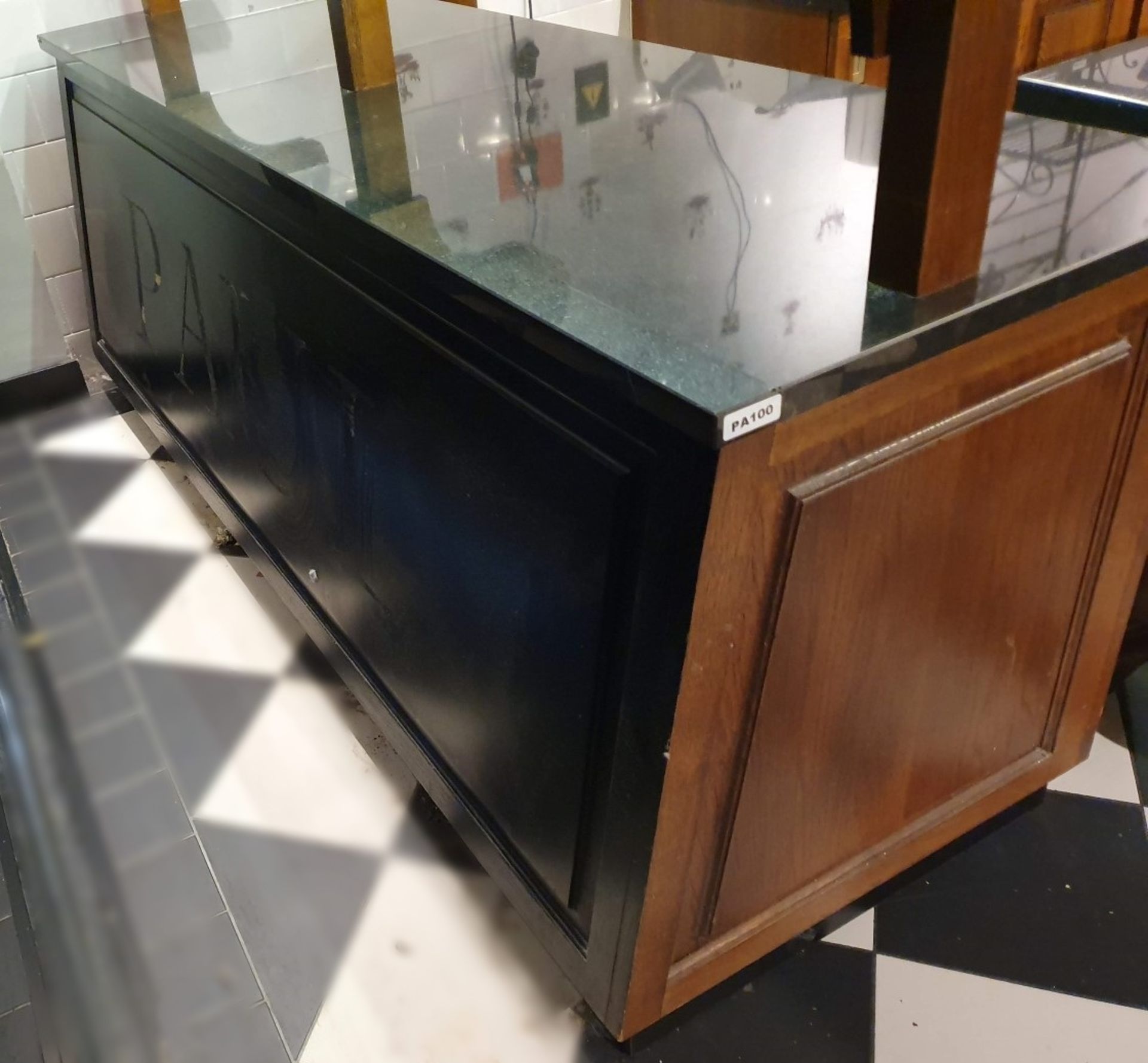 1 x Patisserie Retail Three Tier Display Unit With Oak Cabinet Inscribed Paul, Black Granite - Image 4 of 13