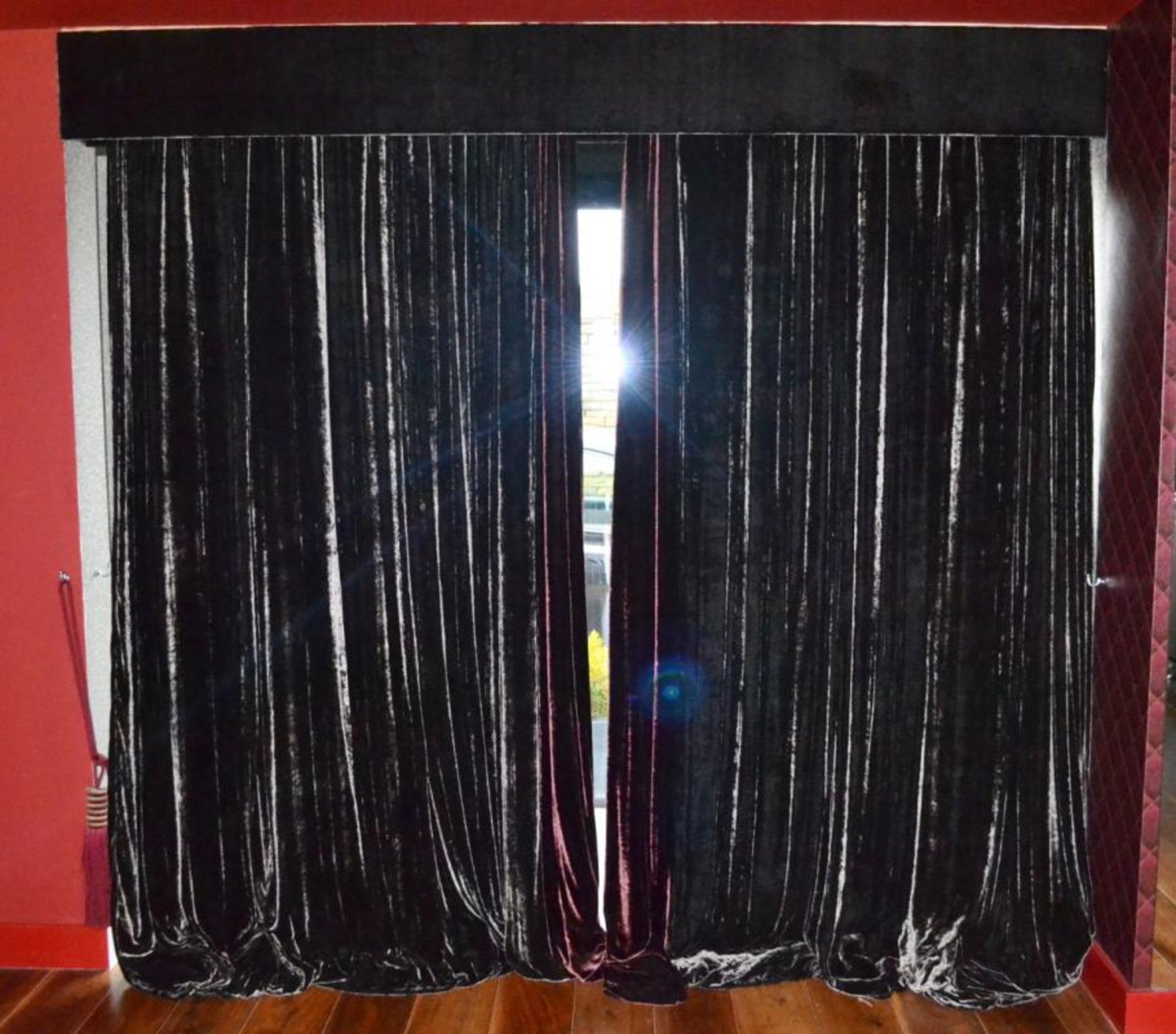 2 Pairs of 2-Tone Luxurious Velour Curtains With Matching Bracket - CL439 - Location: Ilkey LS29 - U - Image 2 of 10