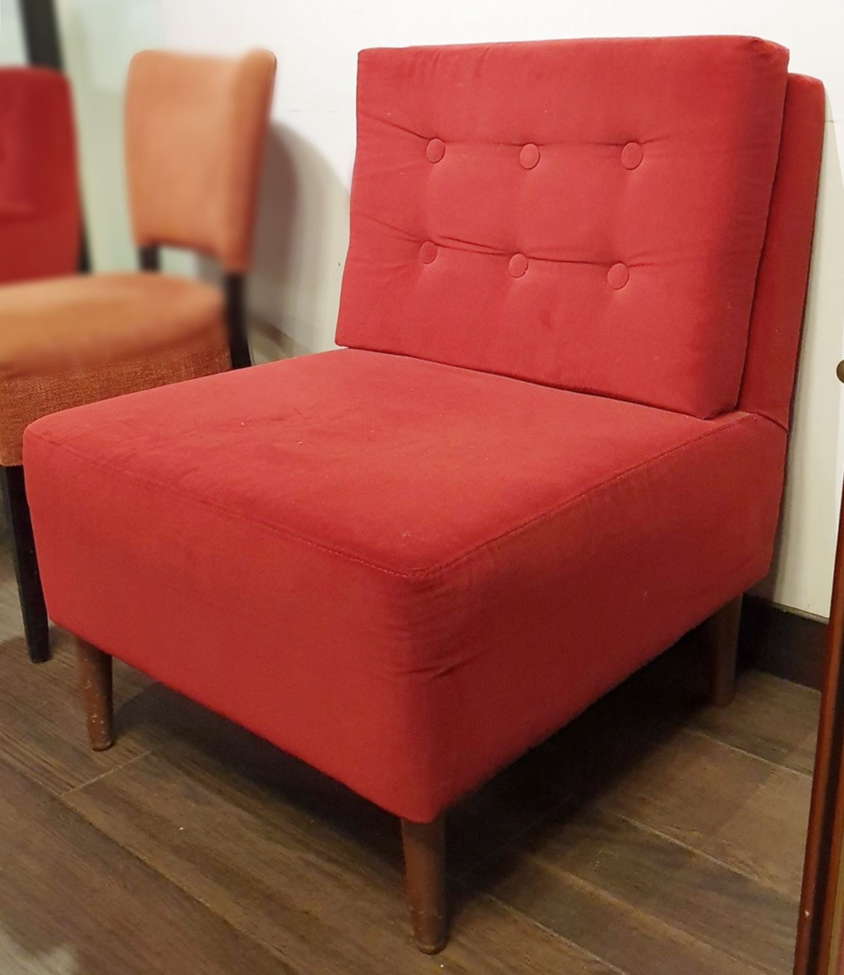 1 x Button Back Modular Chair in Red Fabric - H44/80 x W67 x D70 cms - Ref PA157 - CL463 - Location: