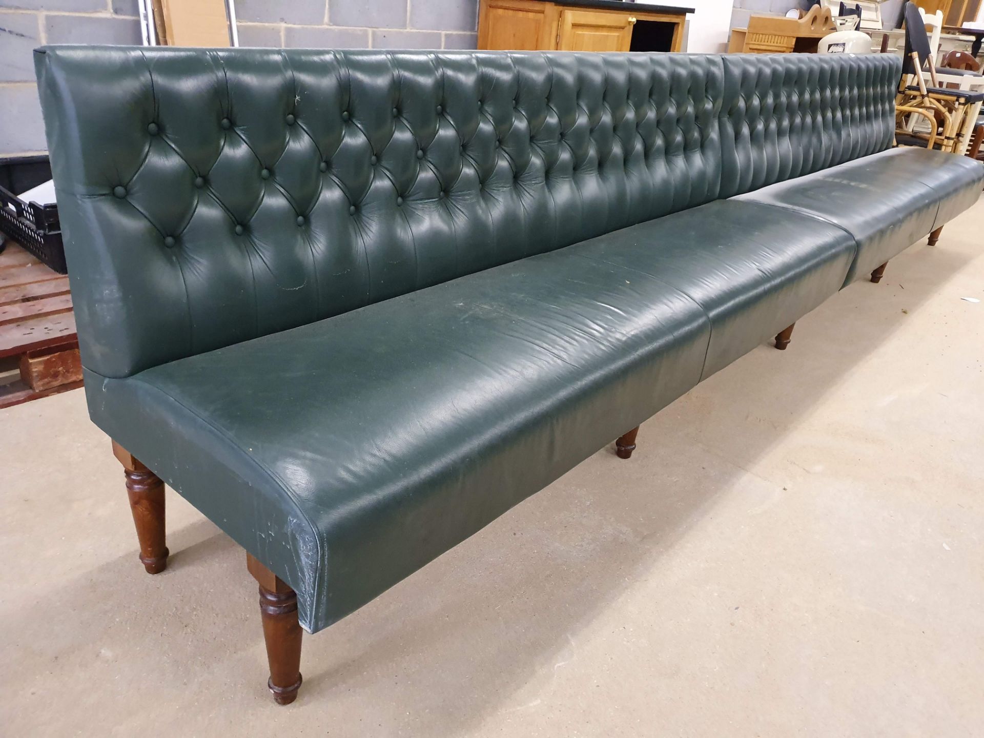 1 x Restaurant Seating Bench Upholstery in Green With Studded Back and Oak Turned Legs - H91 - Image 6 of 10
