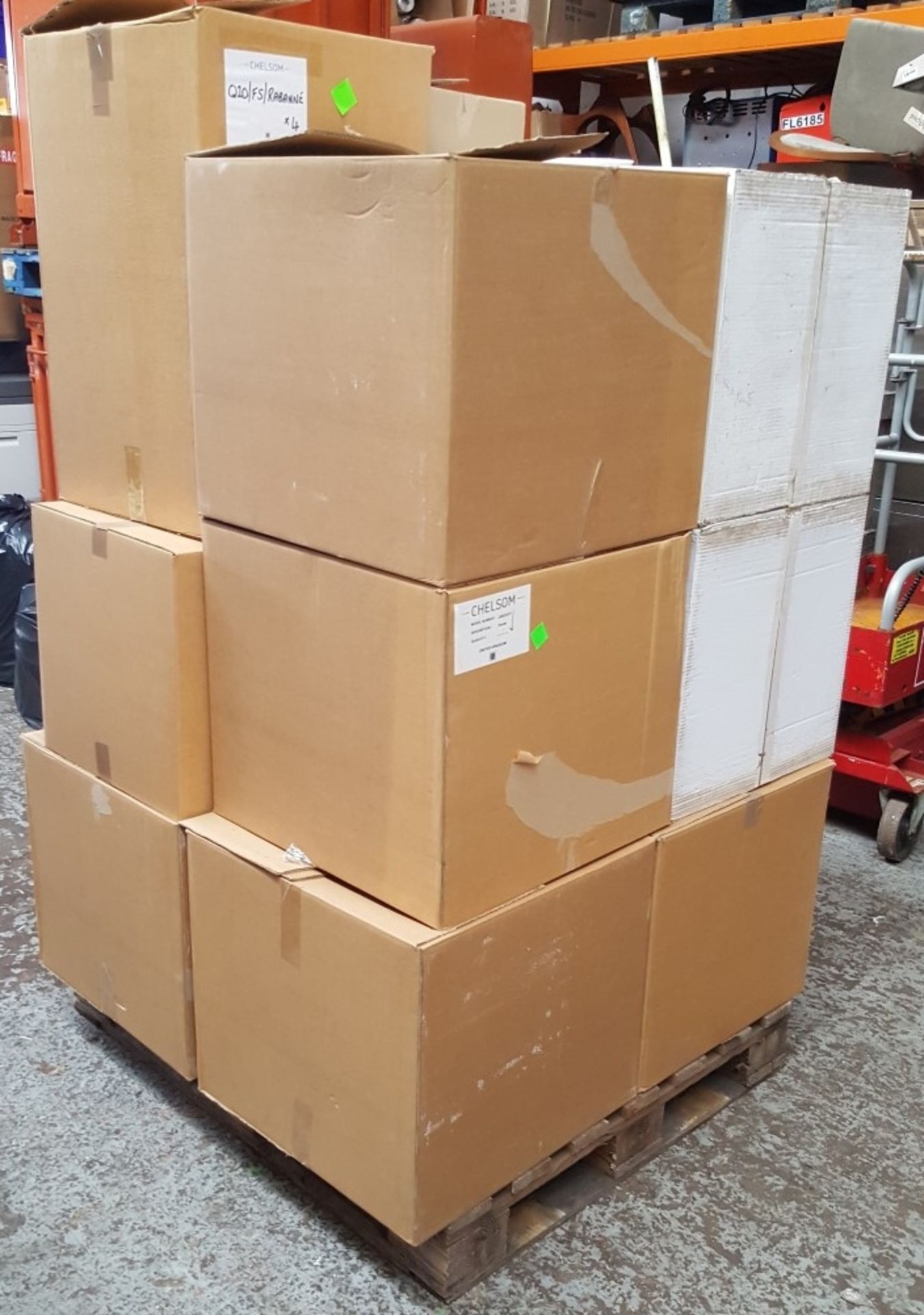 1 x Pallet Of New Chelsom Lamp Shades - CL001 - Ref: REF720 - Location: Altrincham WA14 - Image 3 of 13