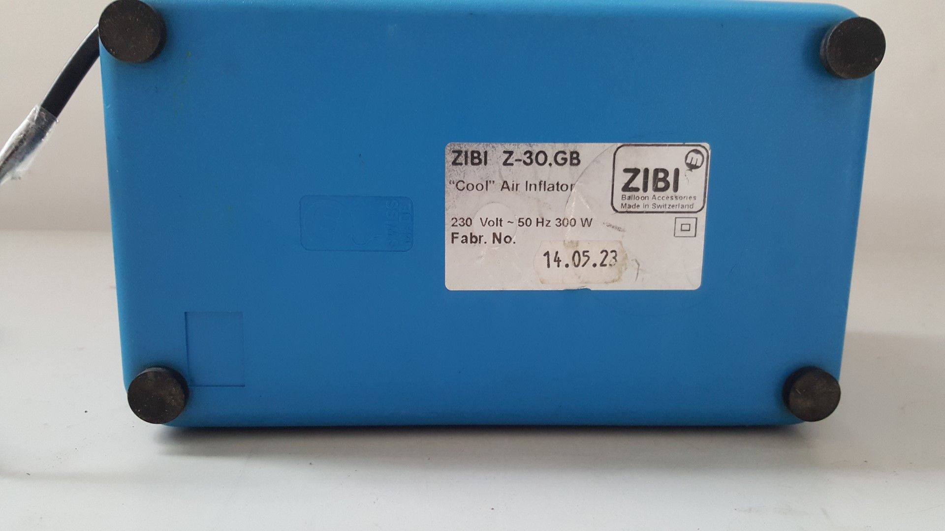 1 x Zibbie ZIBI Z-32 Balloon Inflator - Ref CQ302 - Image 3 of 4