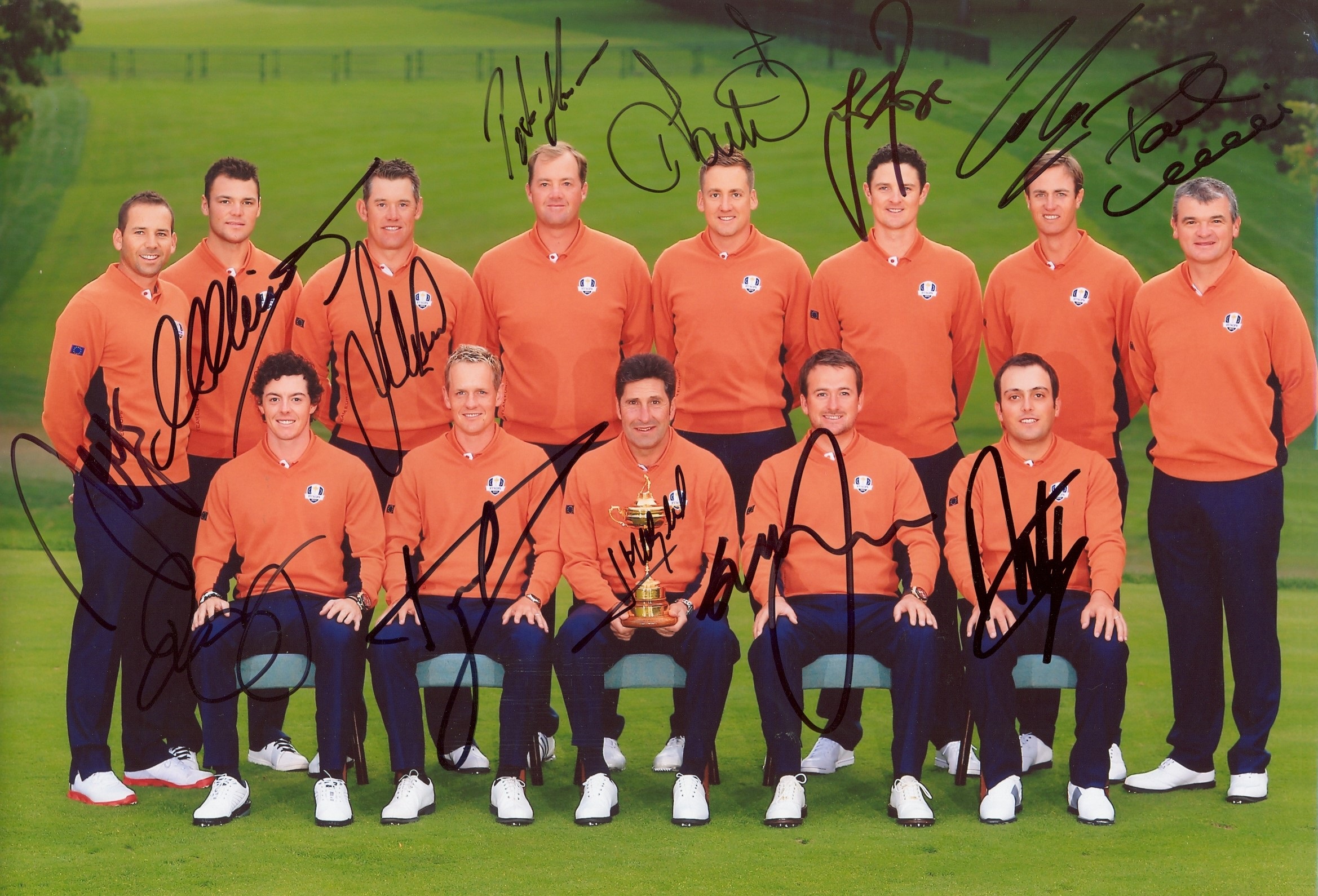 RYDER CUP - MEDINAH: An excellent multiple signed colour 12 x 8 photograph by all the European golf