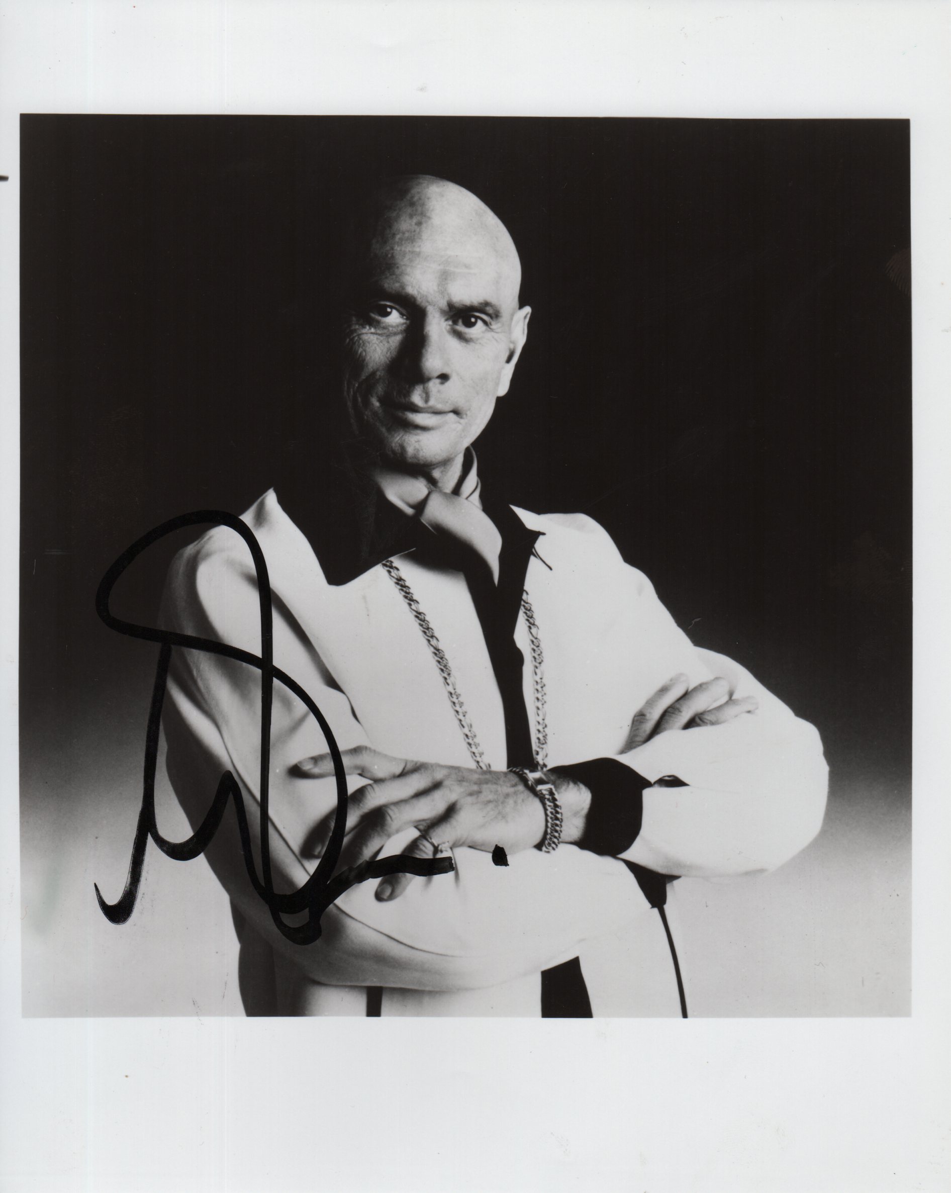 ACADEMY AWARD WINNERS: Selection of signed 8 x 10 photographs by various Oscar winning actors and - Image 6 of 7