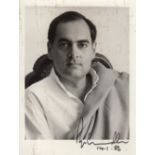 WORLD LEADERS: Selection of signed postcard photographs and slightly larger, a few 8 x 10s etc.