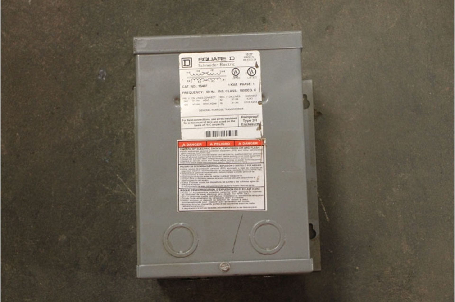 Square D 1KVA 240-120v, 1ph Transformer