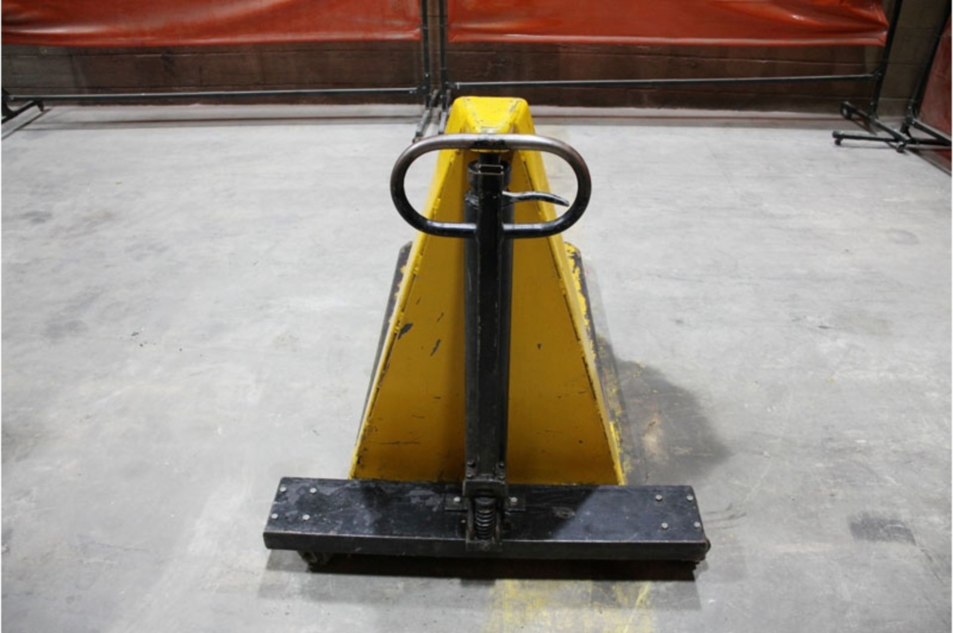 Lift Rite 5500 lb. Capacity Pallet Jack - Image 4 of 5