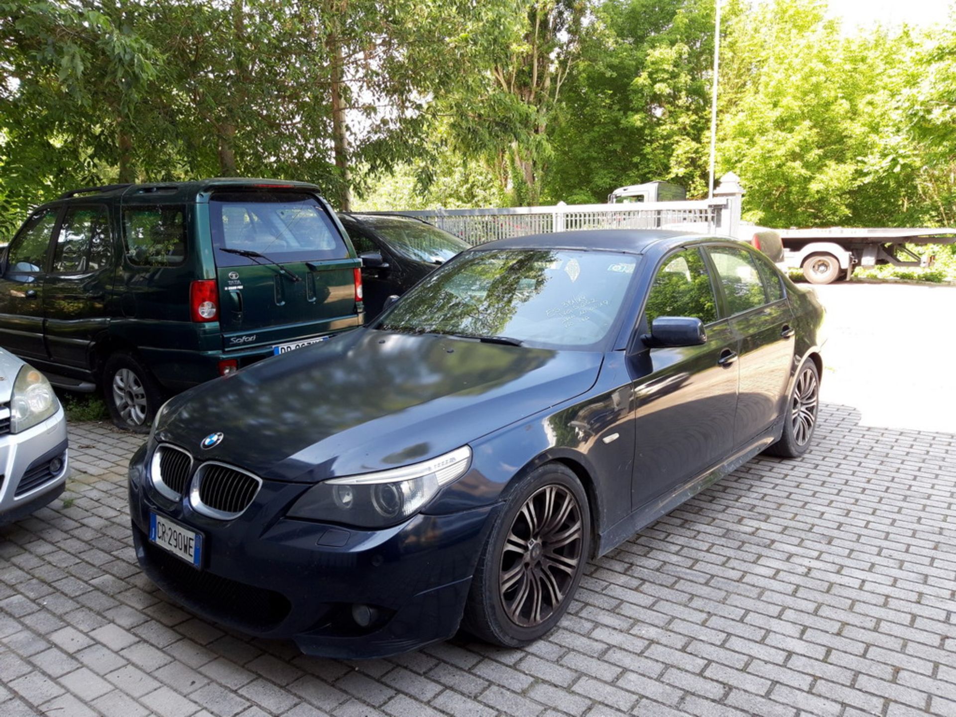 N. 1 (ES. N° 371/19 IVG N° 5.652) Autovettura BMW serie 5 tg. CR 290 WE, anno imm.2005