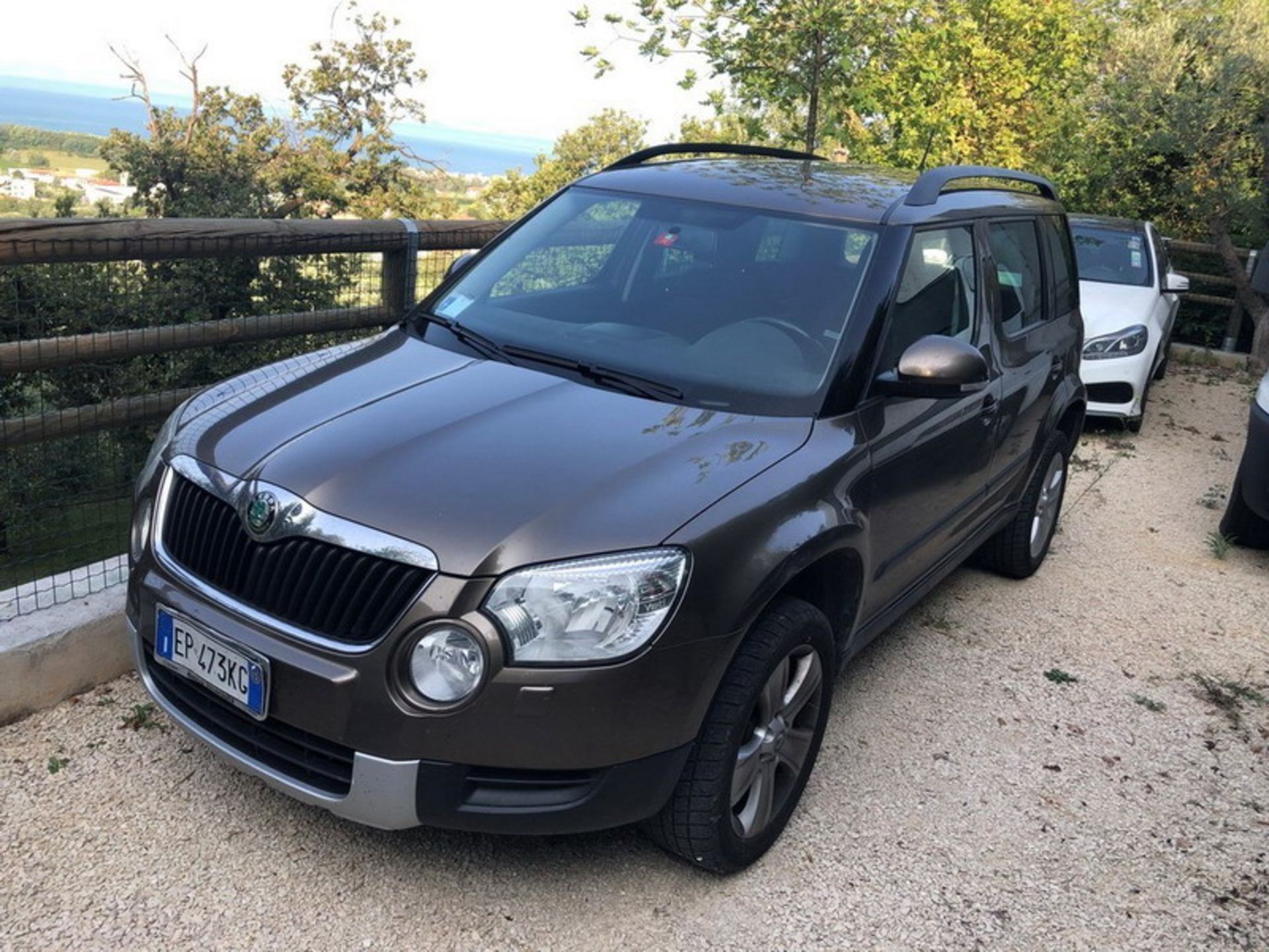 N. 2 (N. 762 FALLIMENTO VR) AUTOVETTURA SKODA YETI TDI 4X4 Tg EP 473 KG ANNO 2012, KW 81 KM 207.