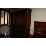 Credenza a doppio corpo a tre ante, fine'800, cm. 215x52xh230 ca.