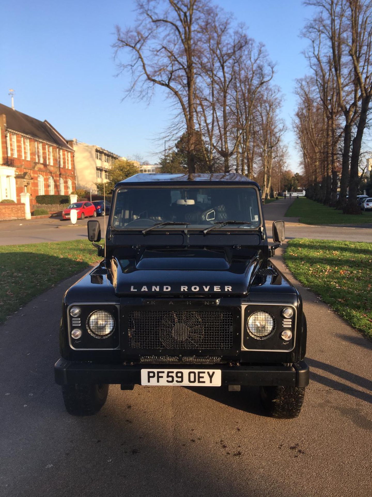 2010 LAND ROVER DEFENDER 110 XS KAHN CHELSEA TRUCK **10% BUYERS PREMIUM** - Image 3 of 37