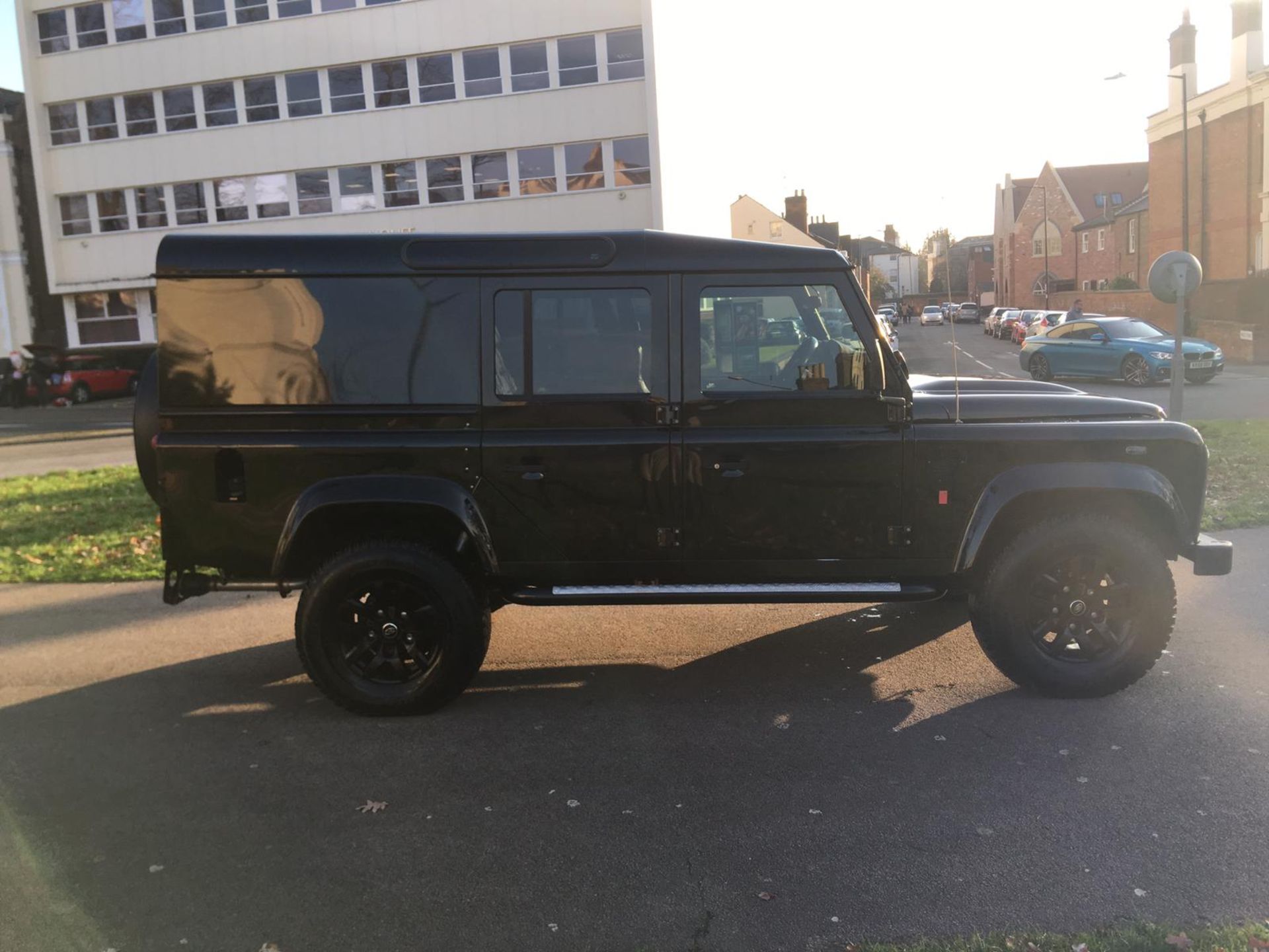 2010 LAND ROVER DEFENDER 110 XS KAHN CHELSEA TRUCK **10% BUYERS PREMIUM** - Image 8 of 37