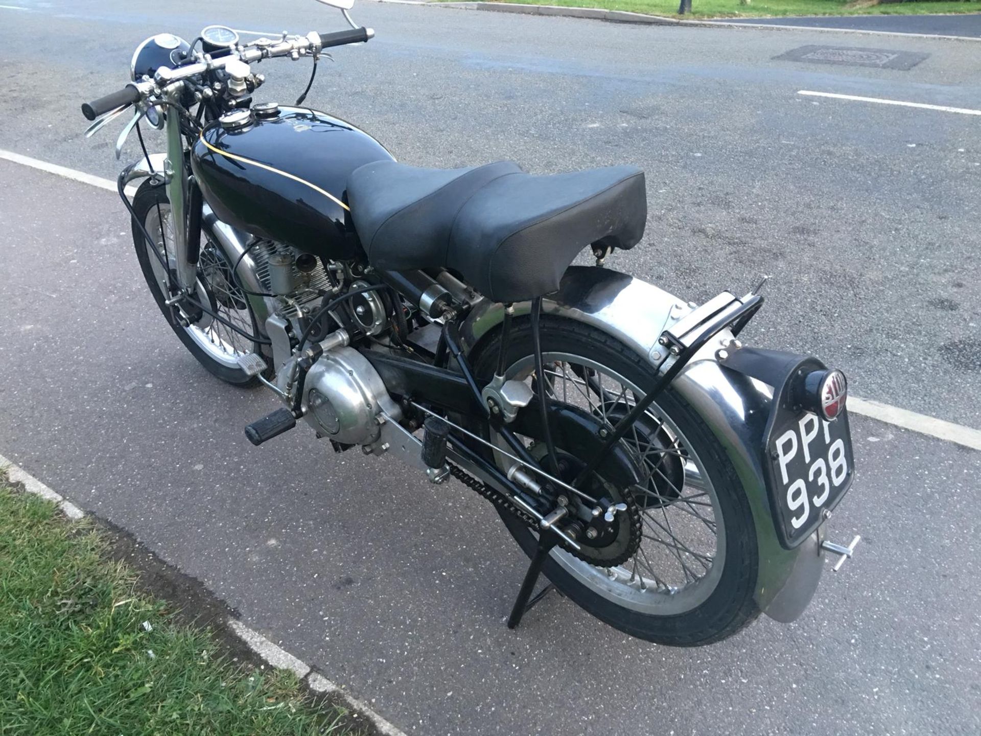 1951 VINCENT COMET MOTOR BIKE 500CC - Bild 6 aus 19