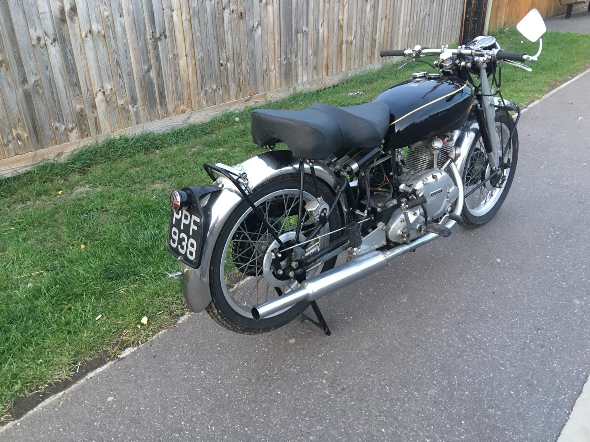 1951 VINCENT COMET MOTOR BIKE 500CC - Bild 5 aus 19