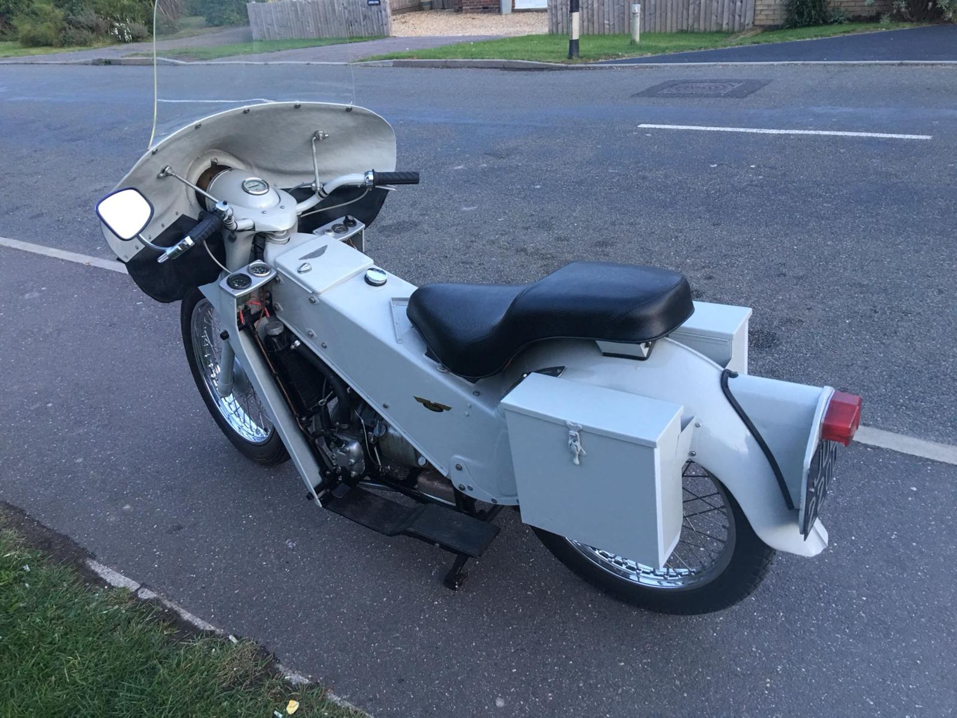 1966 VELOCETTE MOTOR BIKE - Image 5 of 14