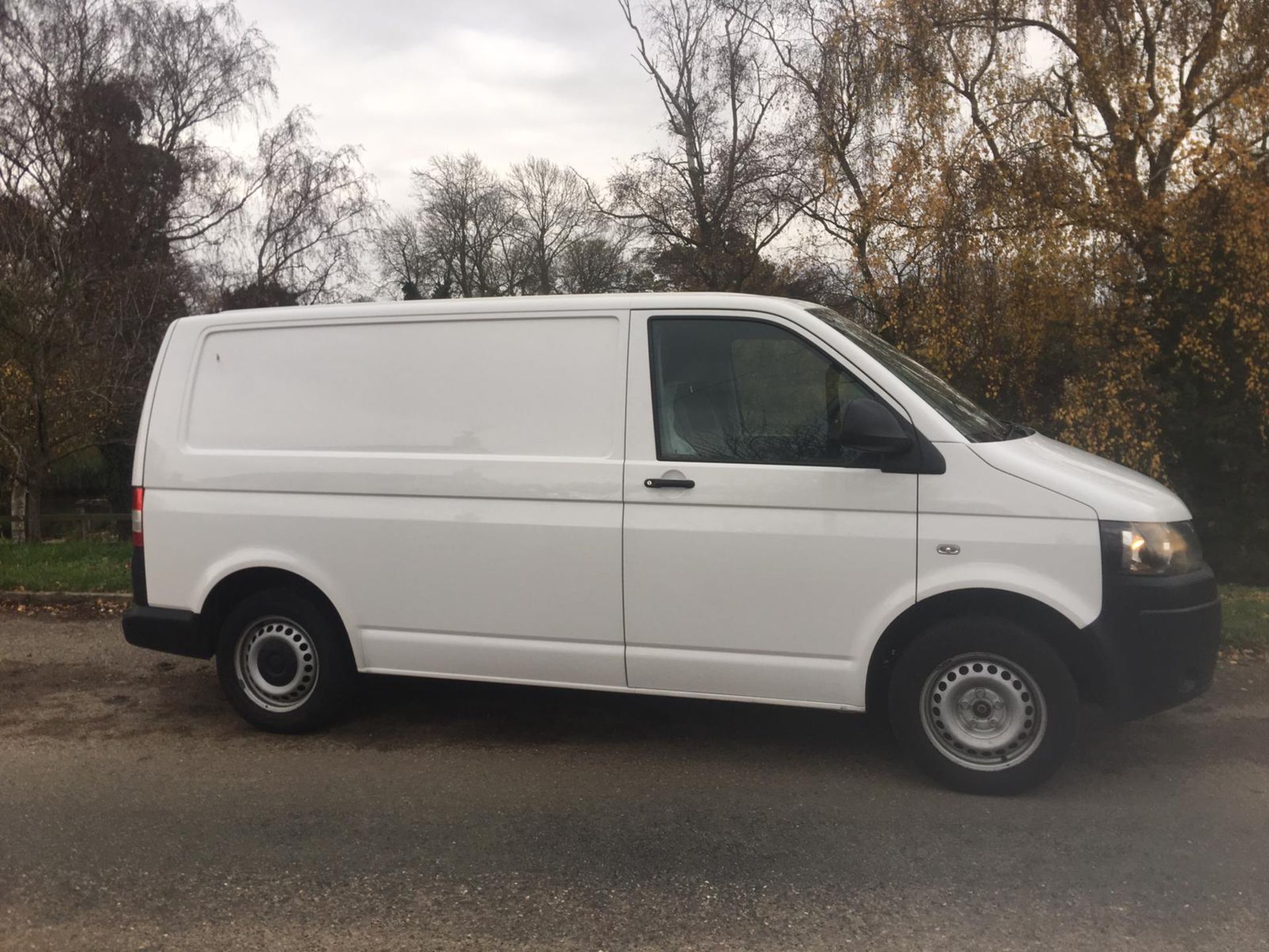 2015 VOLKSWAGEN TRANSPORTER TDI **FRIDGE VAN**NO VAT ON HAMMER PRICE** - Image 6 of 25