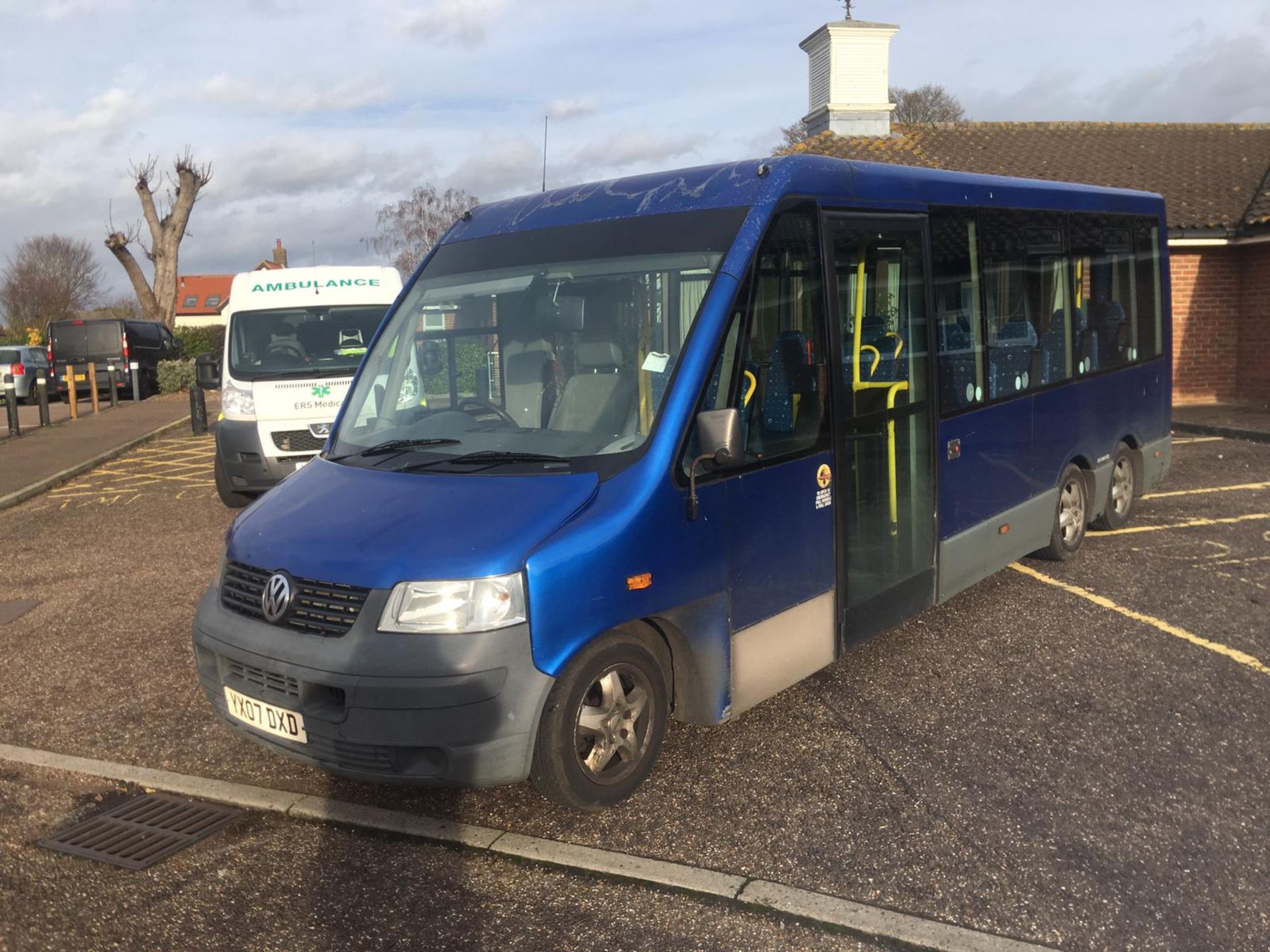 2007 VOLKSWAGEN CRAFTER MINI BUS 2.5 **DISABLED ACCESS & 17 SEATER** - Image 10 of 28