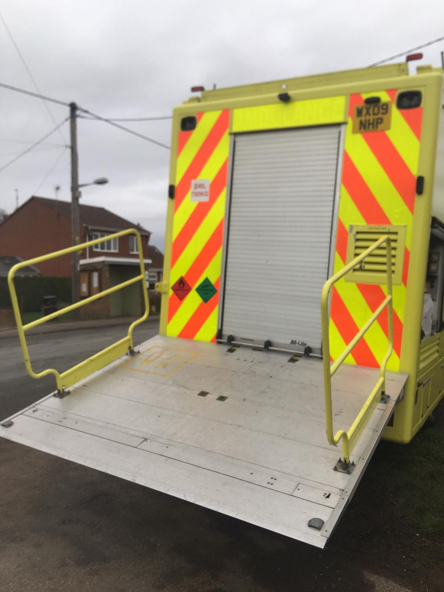 2009 IVECO DAILY 65C18 3.0 AMBULANCE **LOW MILEAGE** - Image 8 of 41