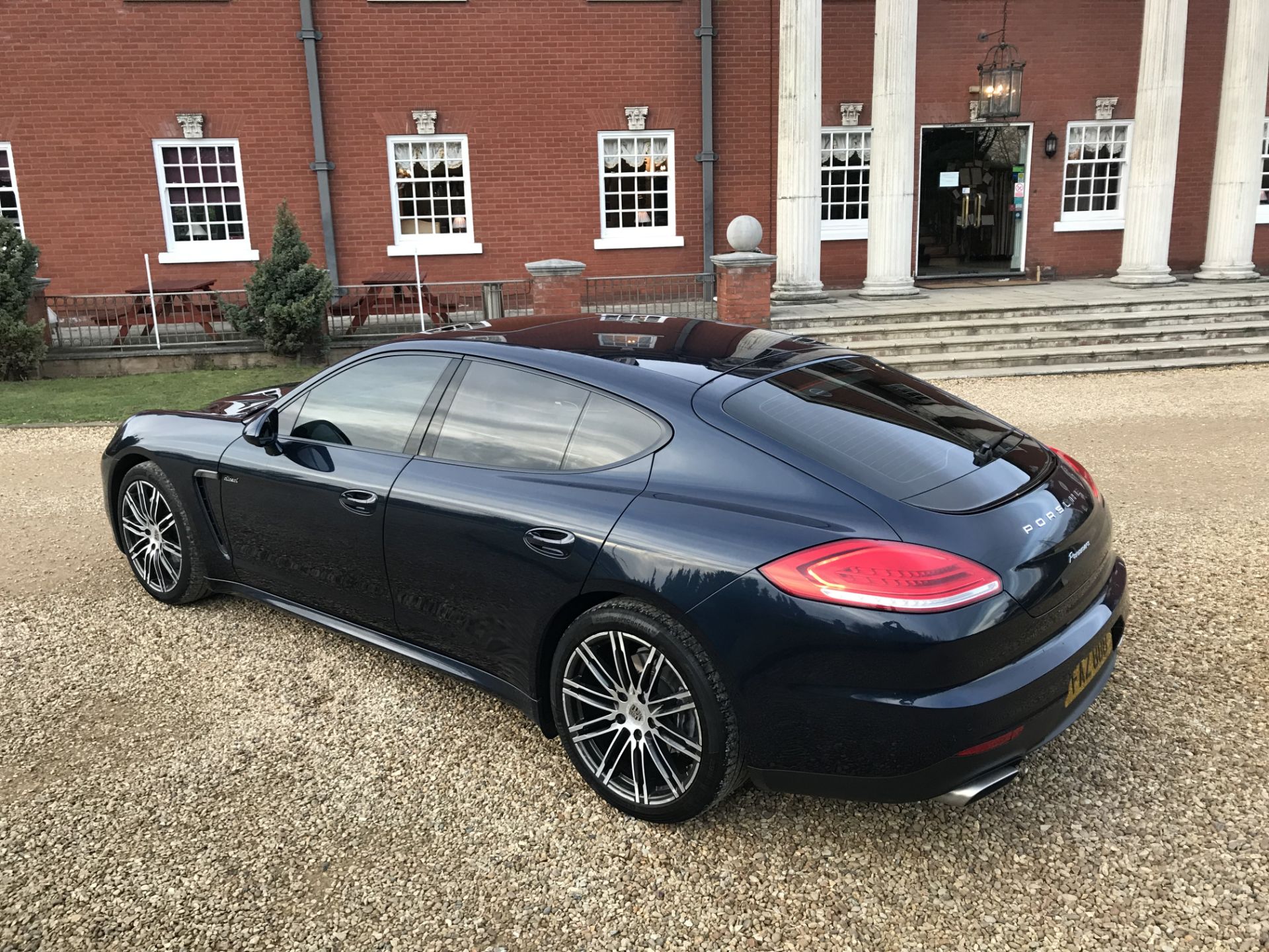 2015 PORSCHE PANAMERA S 3.0 V6 D 300 TRIPTRONIC S **FACELIFT MODEL** - Image 8 of 29