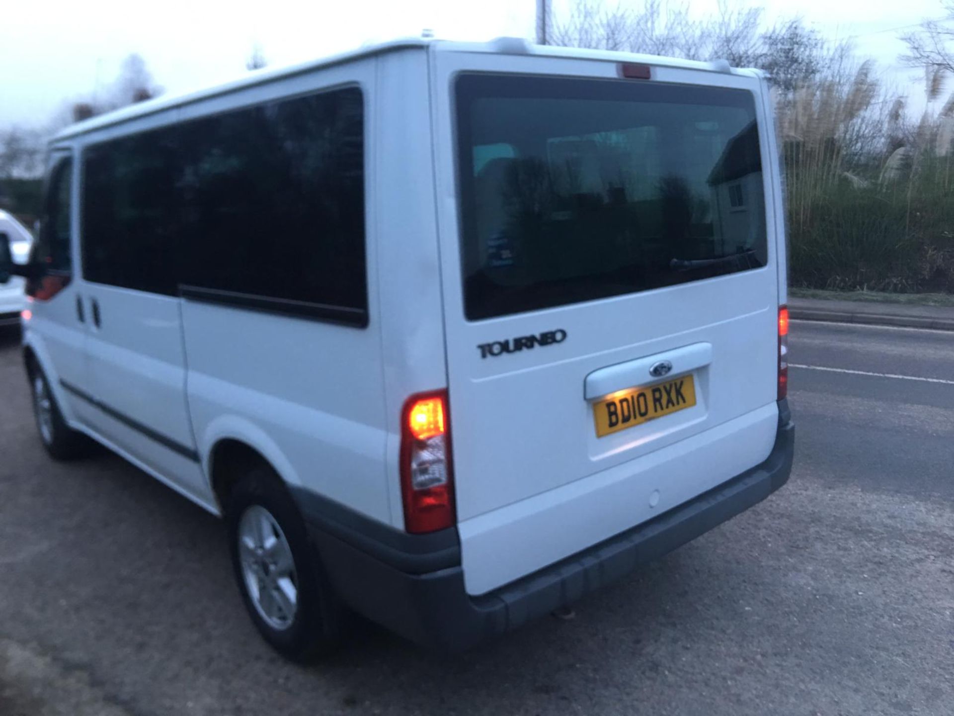 2010 FORD TRANSIT 140 T280S LTD TOUR **MINI BUS** - Image 6 of 21