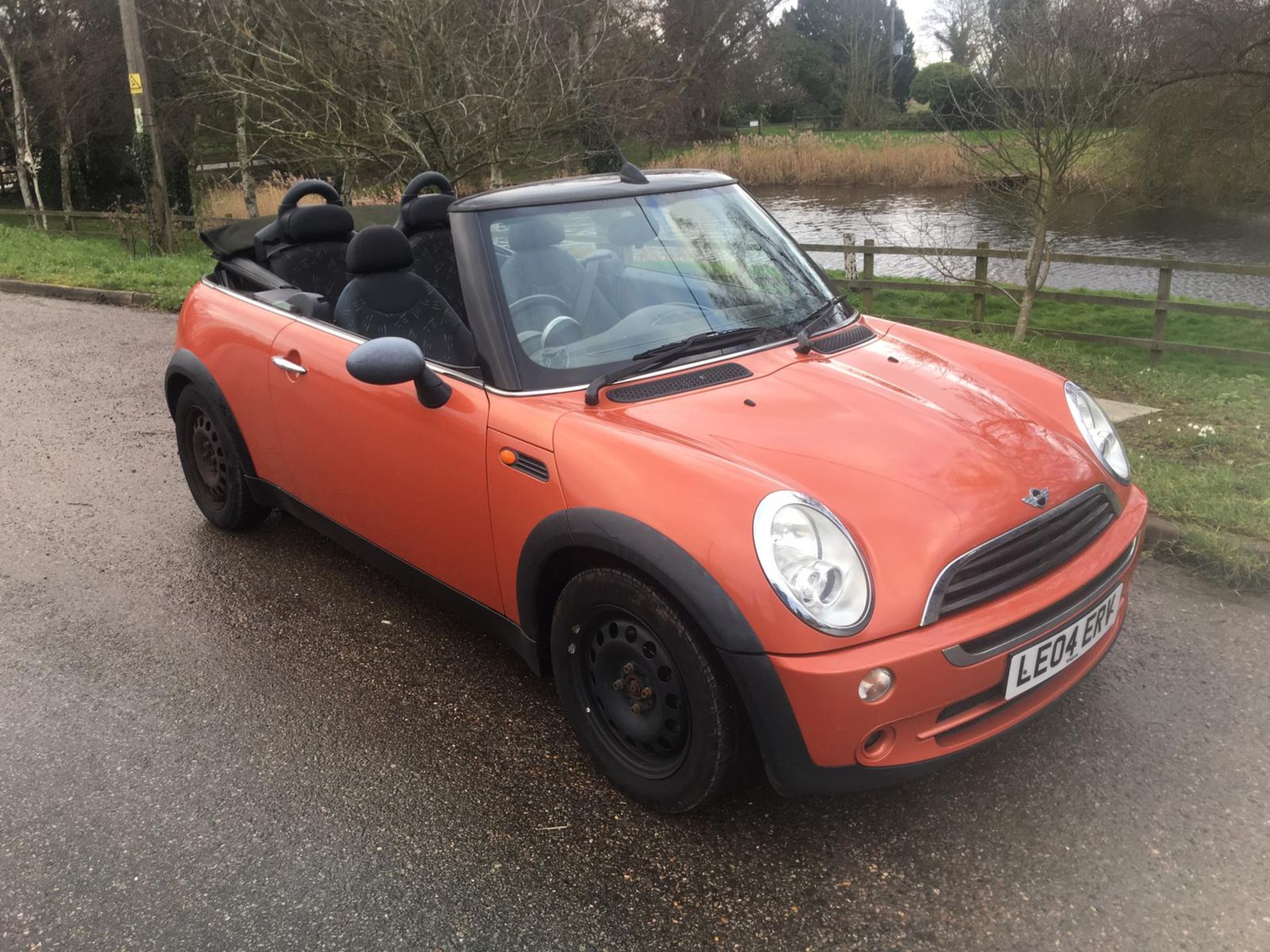2004 MINI CONVERTIBLE - 1.6 One 2dr