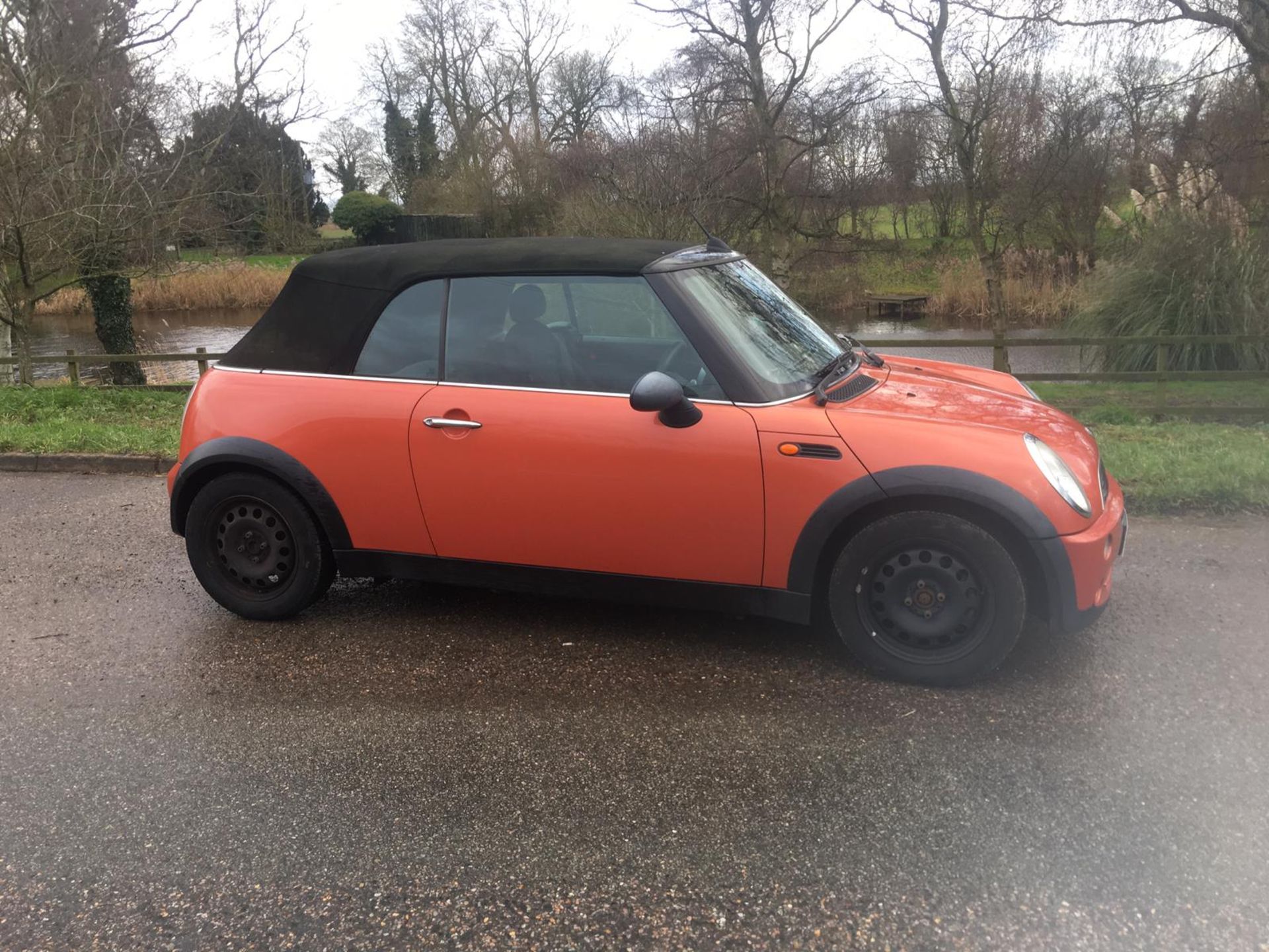 2004 MINI CONVERTIBLE - 1.6 One 2dr - Image 5 of 22