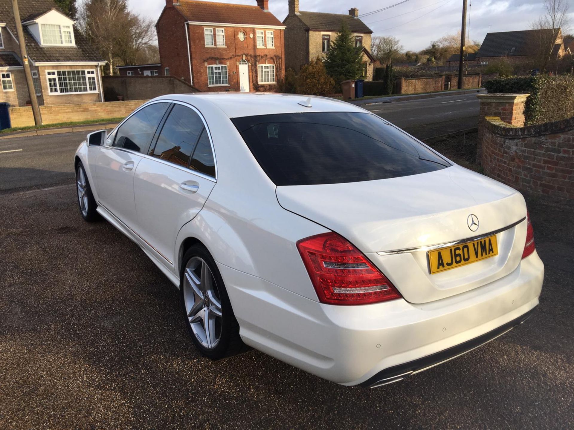 2010 MERCEDES BENZ S350 CDI AMG **PEARL WHITE**ONE OWNER FROM NEW** - Image 11 of 32