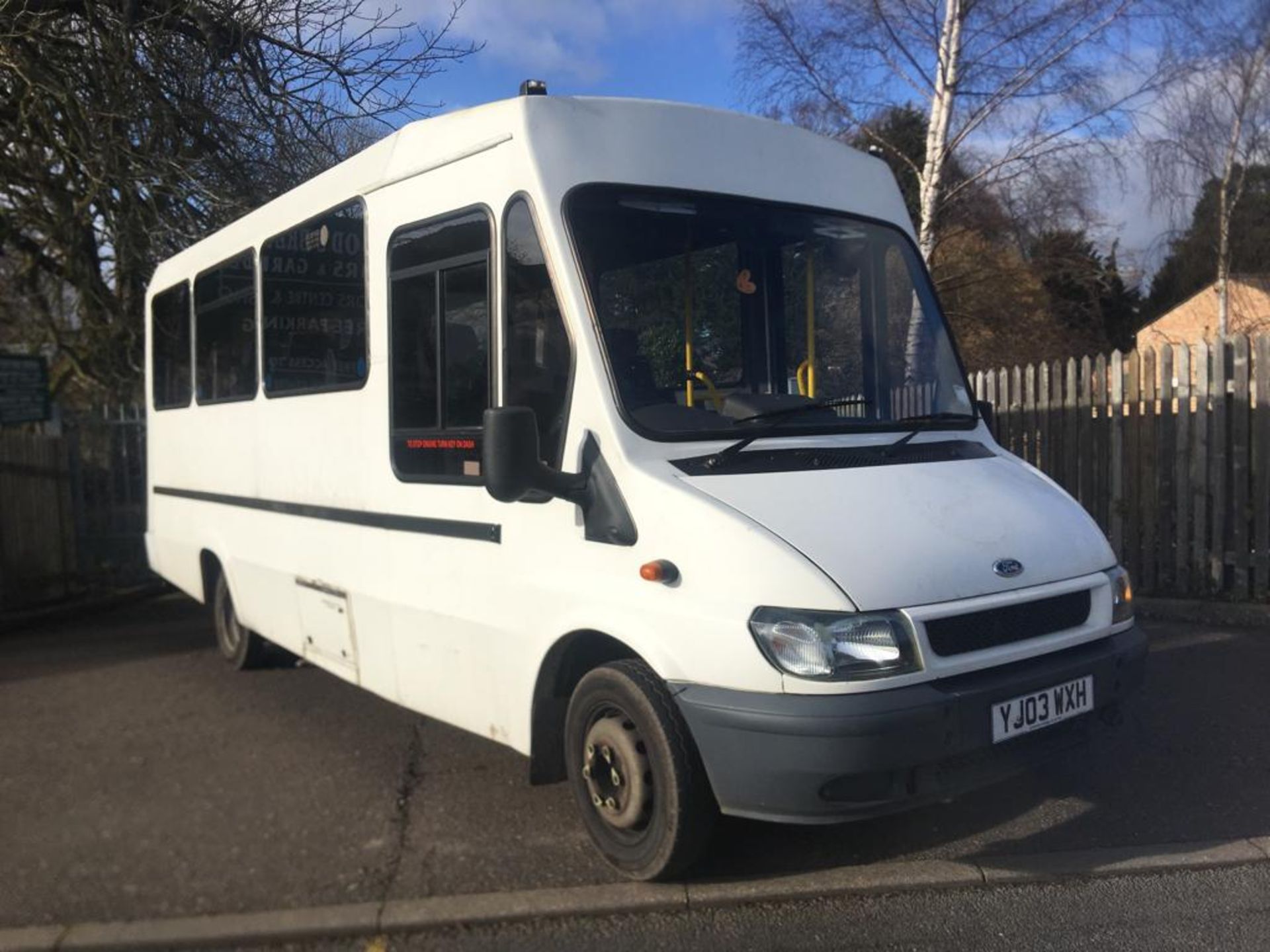 2003 FORD TRANSIT 350 MINIBUS **17 SEATER**WHEEL CHAIR ACCESS**