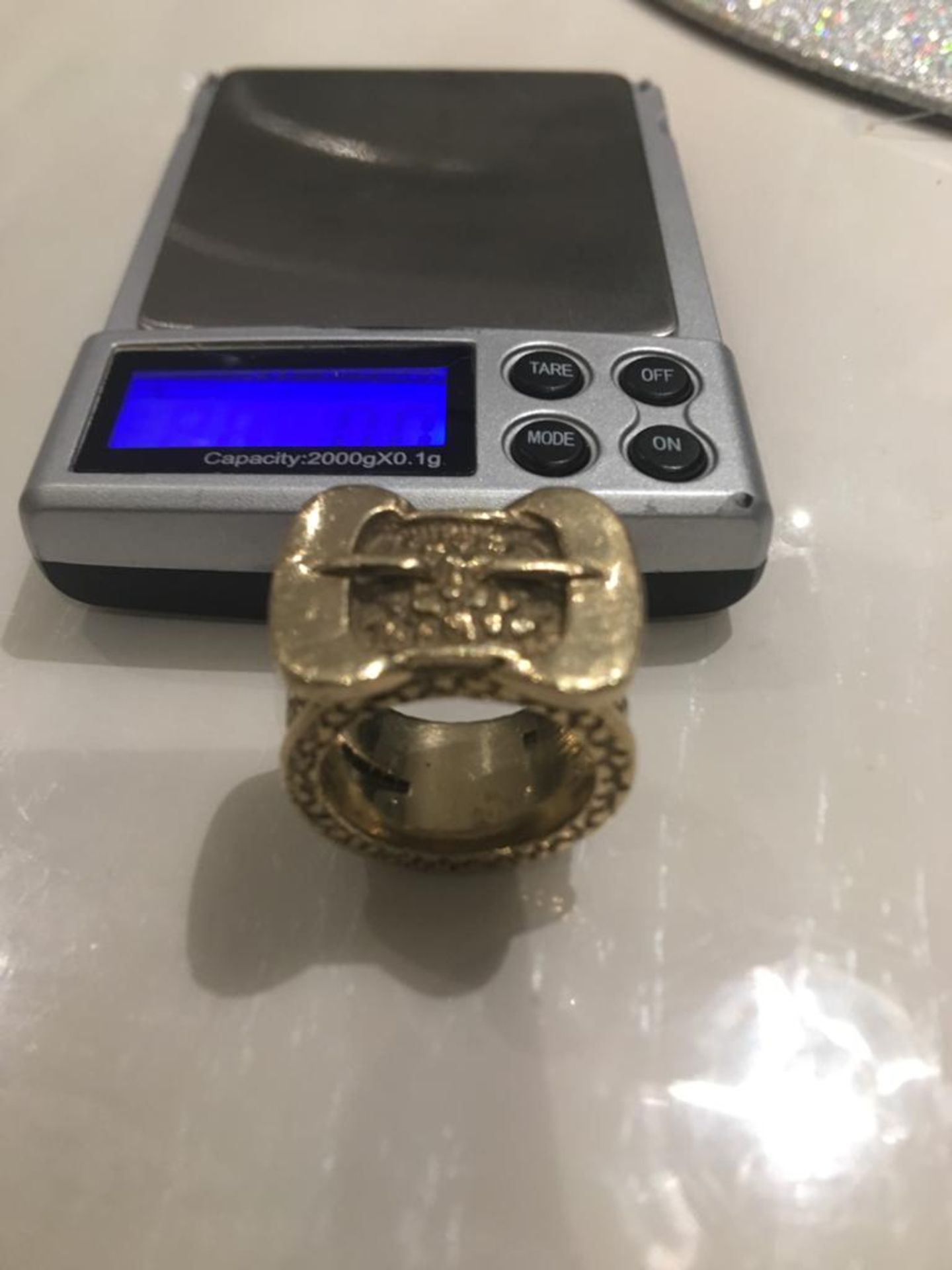 9CT SOLID GOLD RING