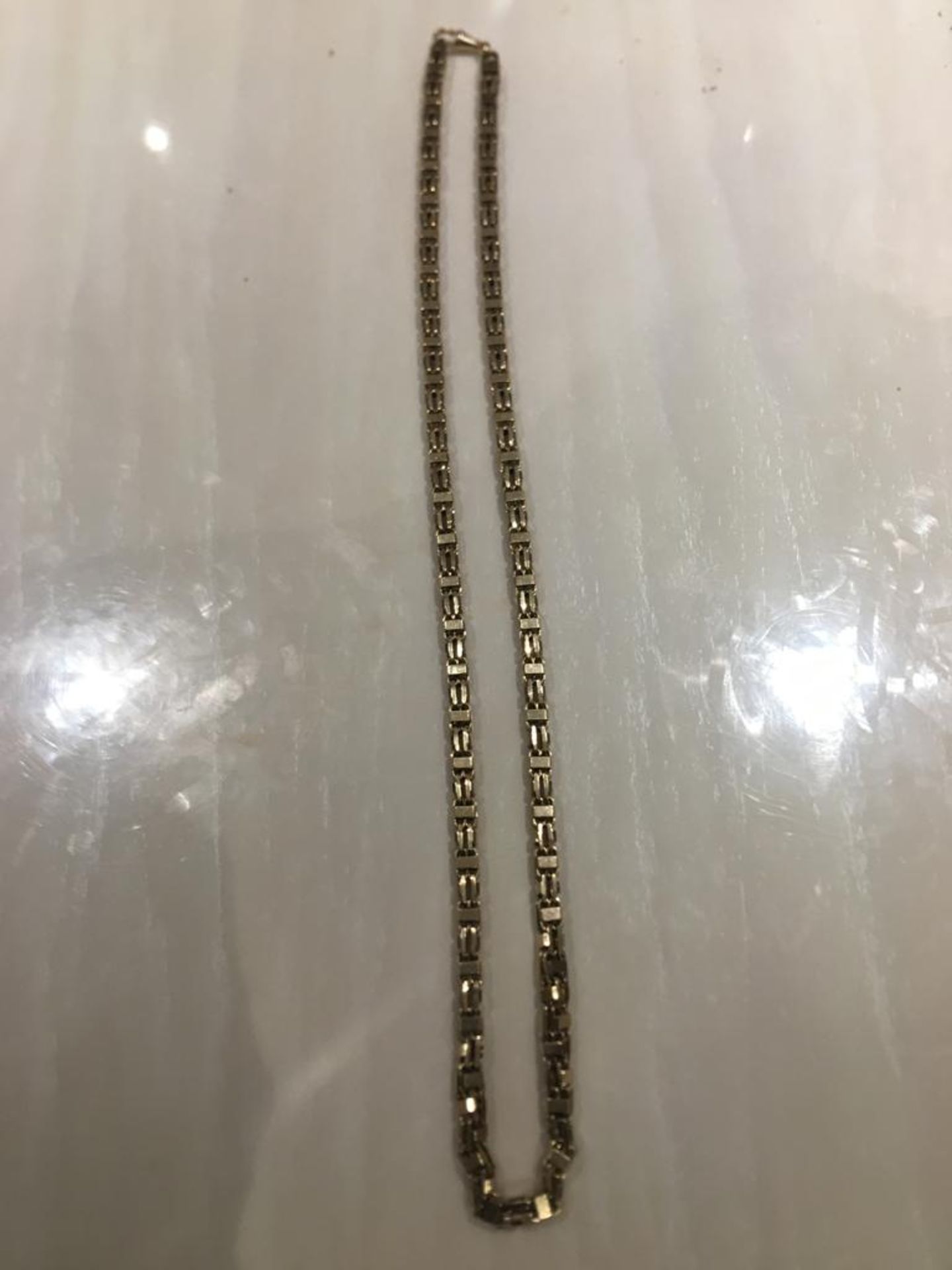 9CT SOLID GOLD CHAIN HEAVY DUTY 30 INCHES **202.6 GRAMS** - Image 3 of 5