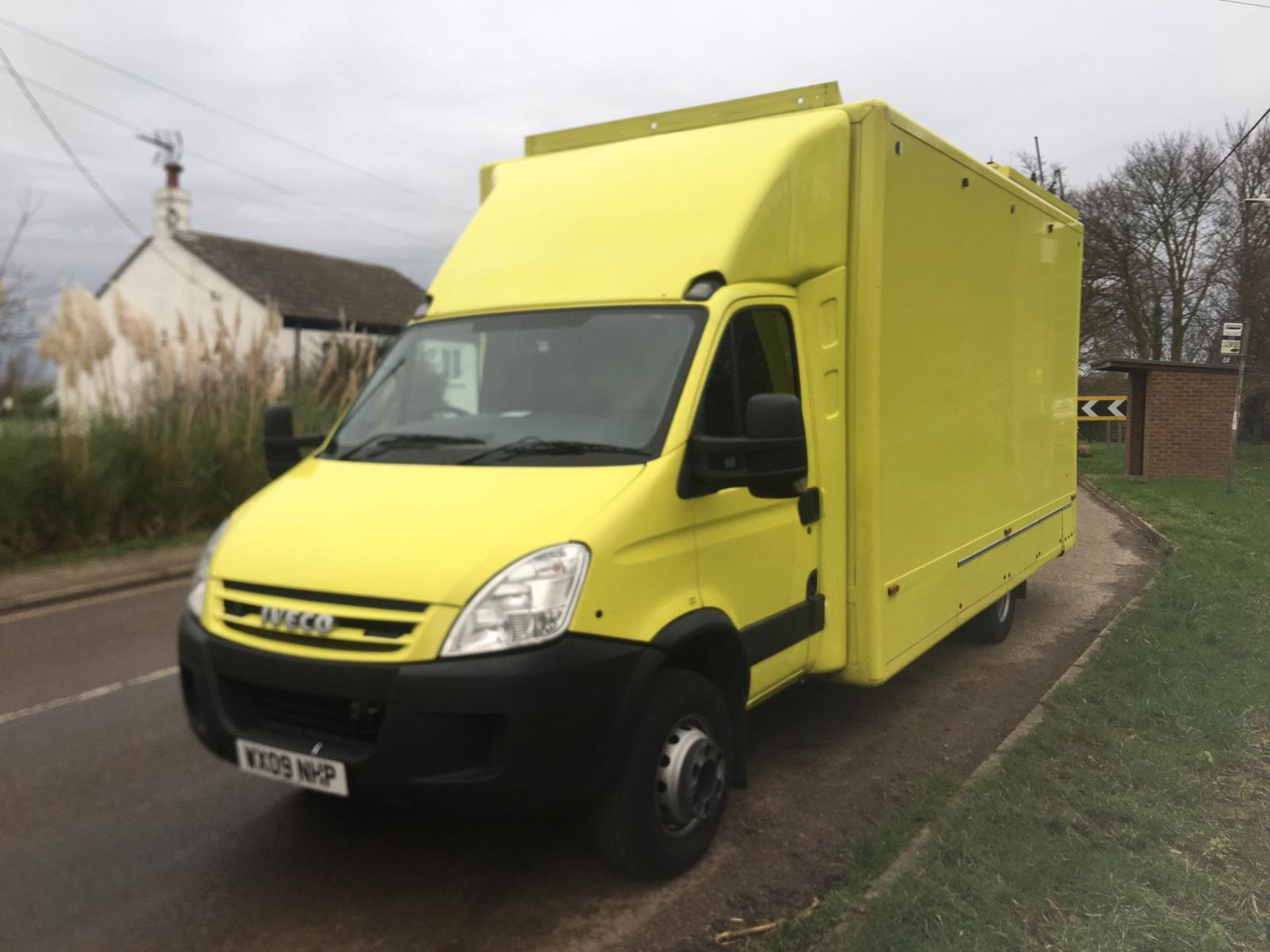 2009 IVECO DAILY 65C18 3.0 AMBULANCE **LOW MILEAGE**