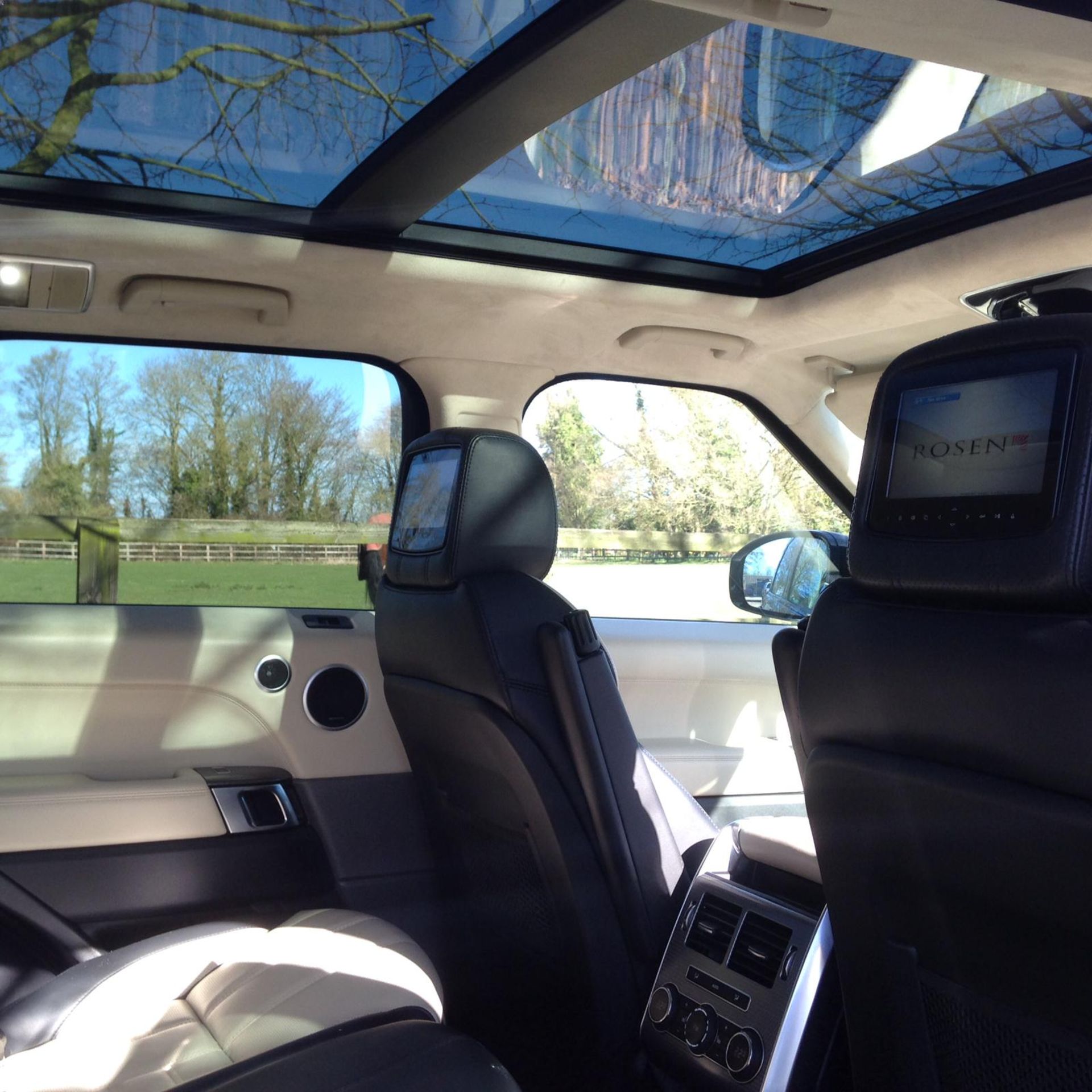 2013 RANGE ROVER SPORT 3.0 D AUTOBIOGRAPHY **7 SEATER** - Image 9 of 22