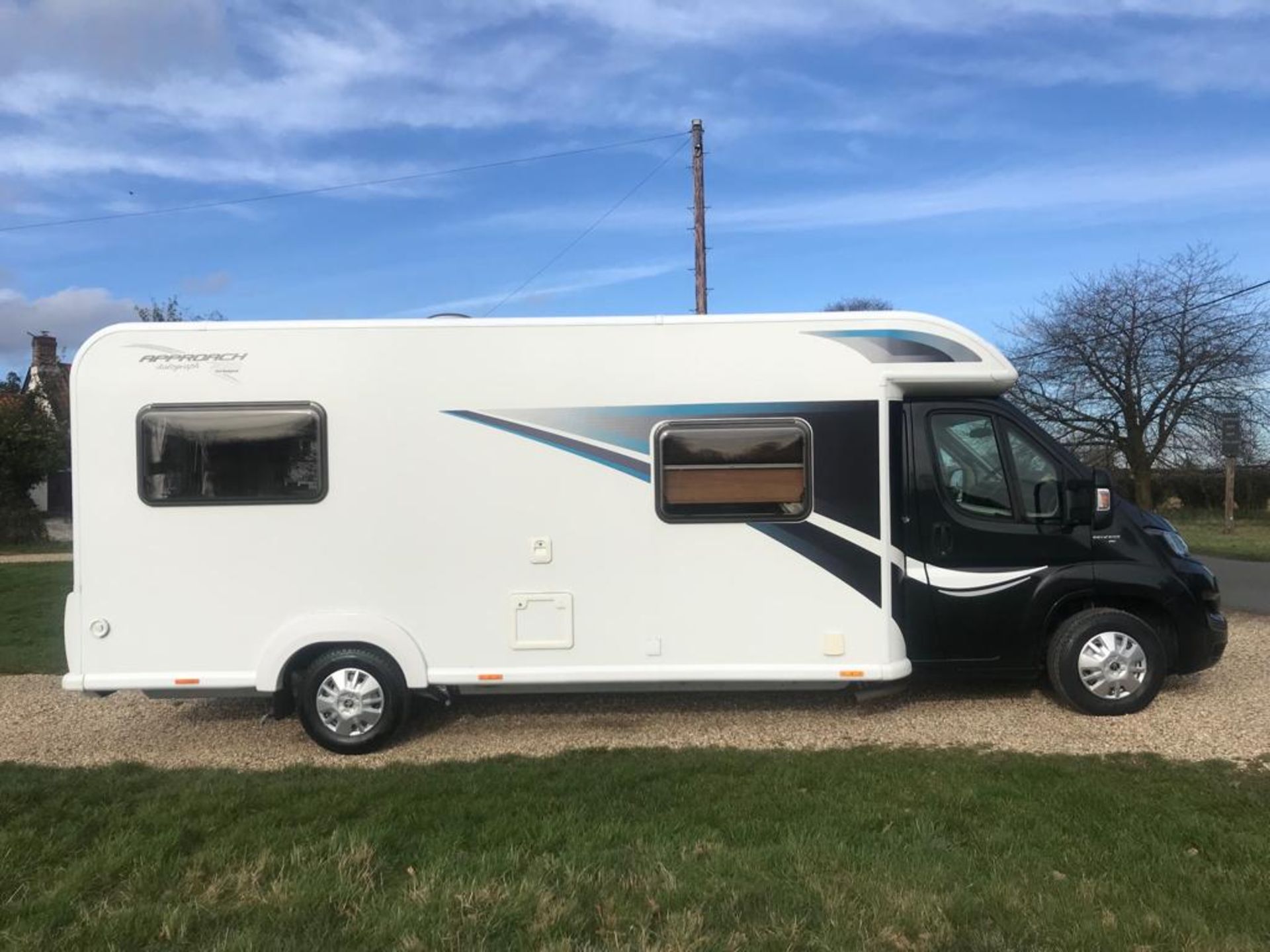 2016 PEUGEOT BOXER 335 ZUCKOFF TL HDI MOTOR CARAVAN **PART OF ESTATE CLEARANCE OF DECEASED** - Image 2 of 19