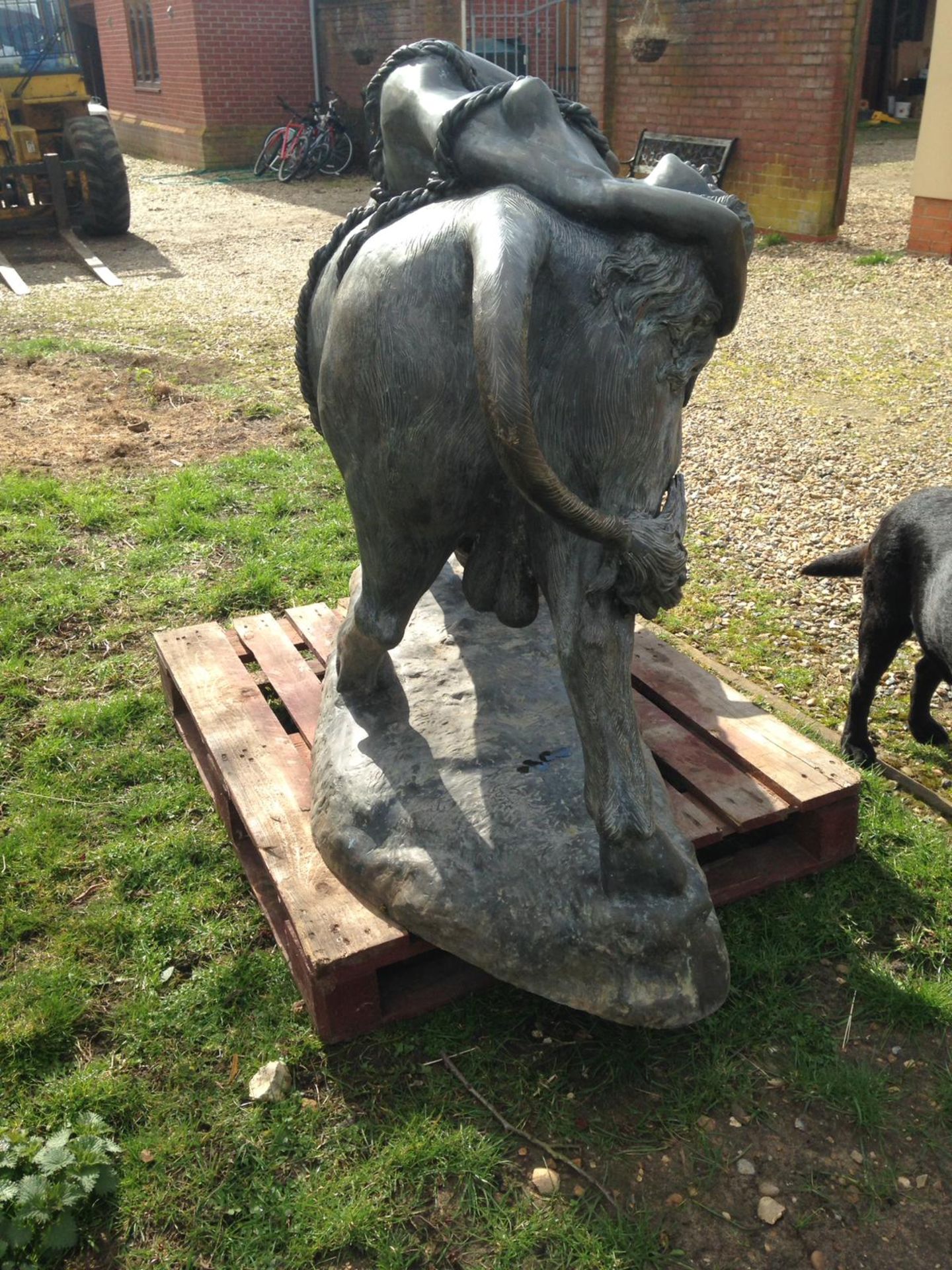 CAST IRON BULL WITH LADY LYING ON TOP SCULPTURE ORNAMENT - Image 5 of 6