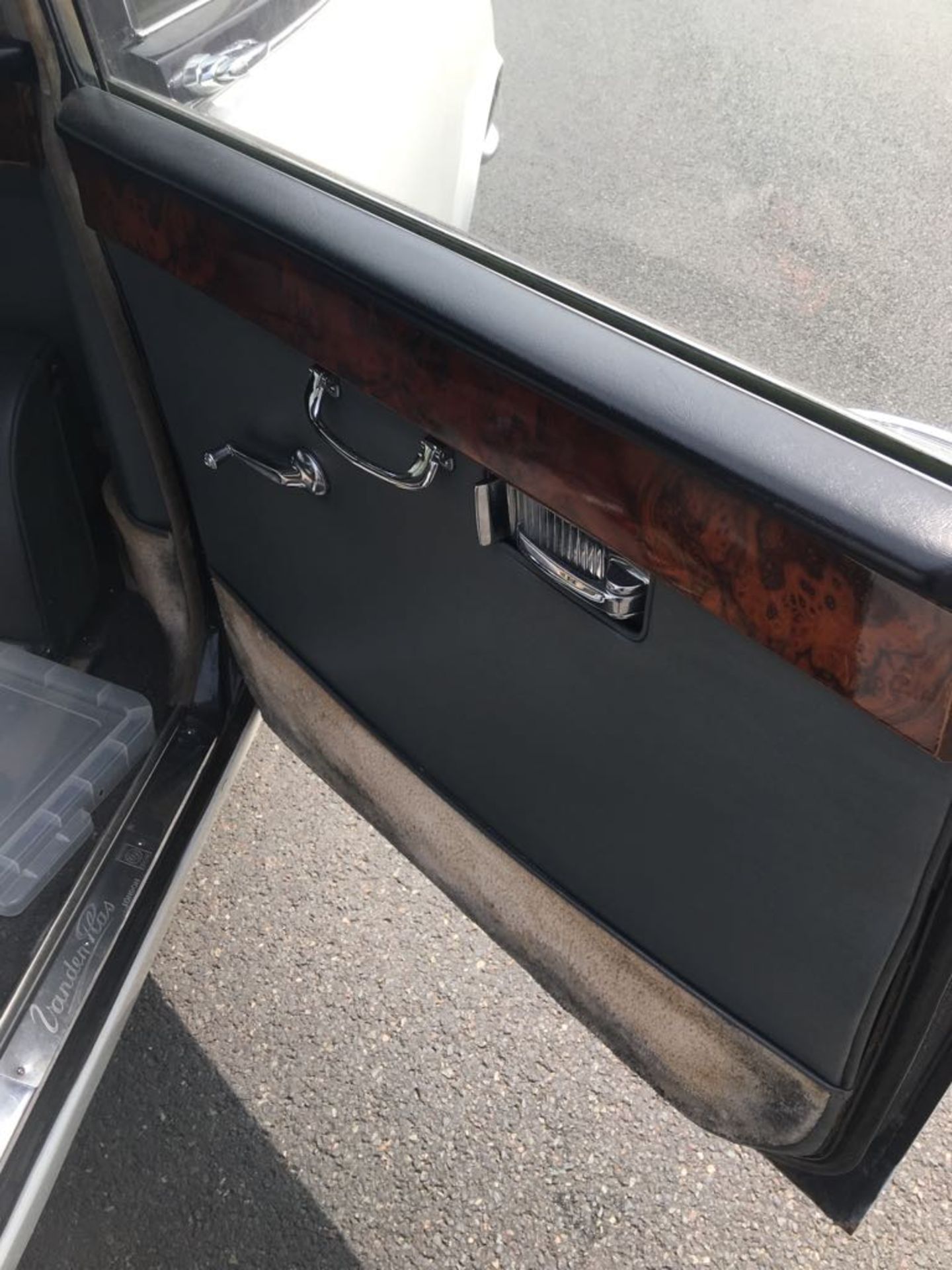 1976 DAIMLER DS420 LIMOUSINE - Image 12 of 13