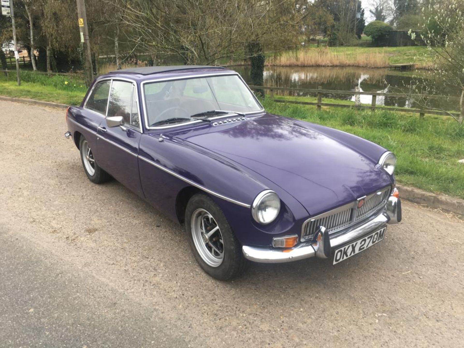 1974 MG B GT COUPE