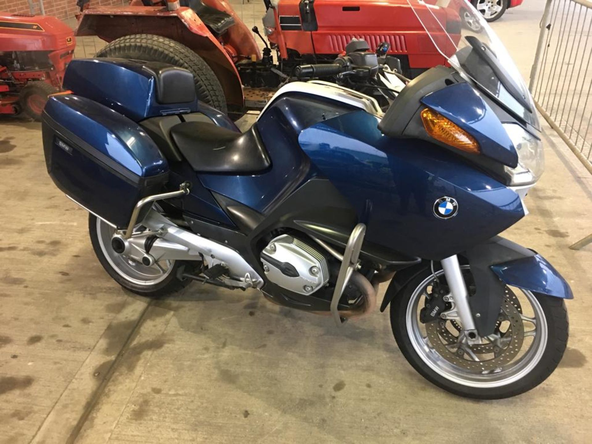 2009 BMW R1200 RT 1170CC **LOW MILEAGE** - Image 6 of 15