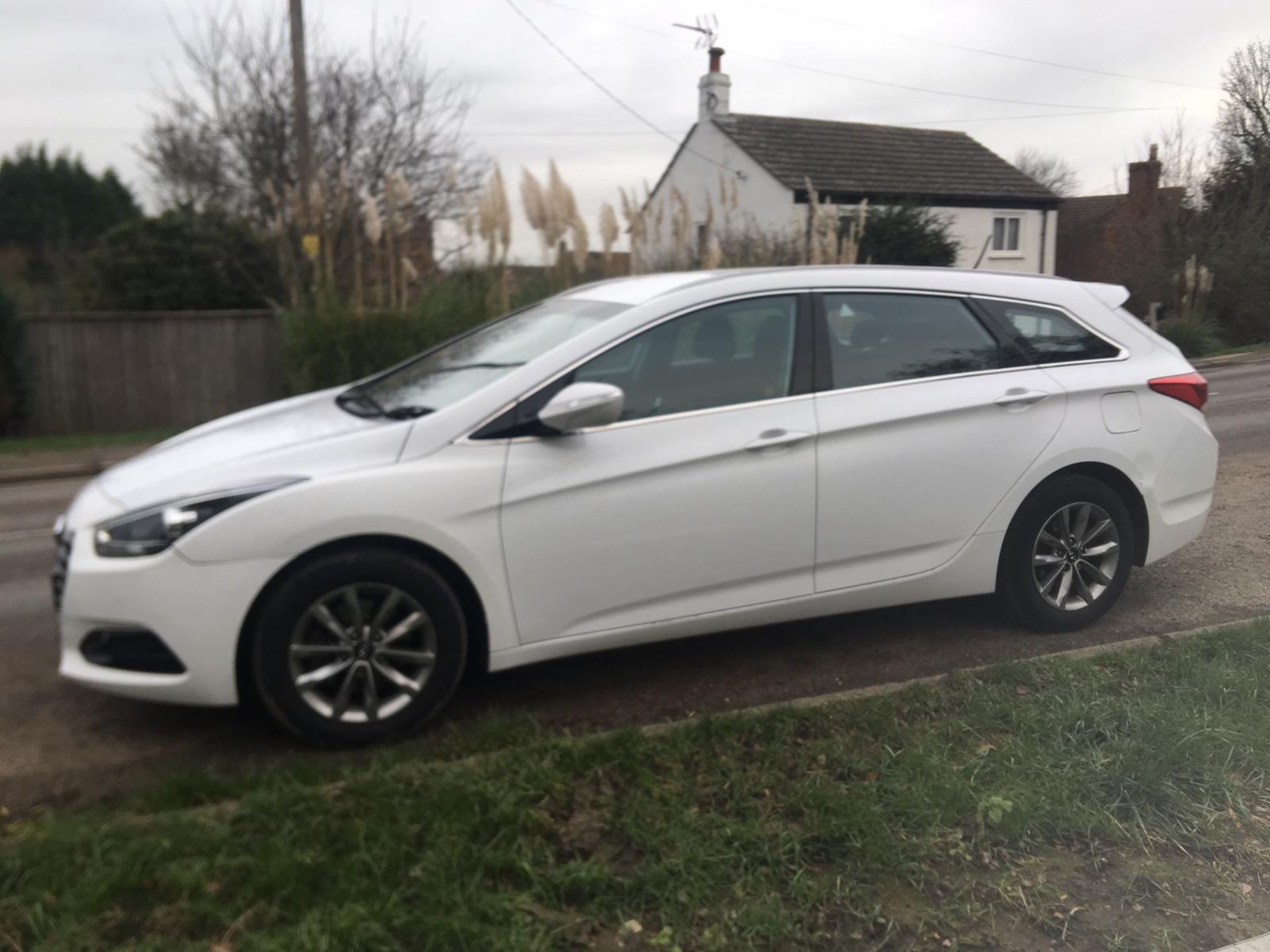 2015 HYUNDAI I40 S CRDI BLUE DRIVE **ONE OWNER FRON NEW** - Image 9 of 20