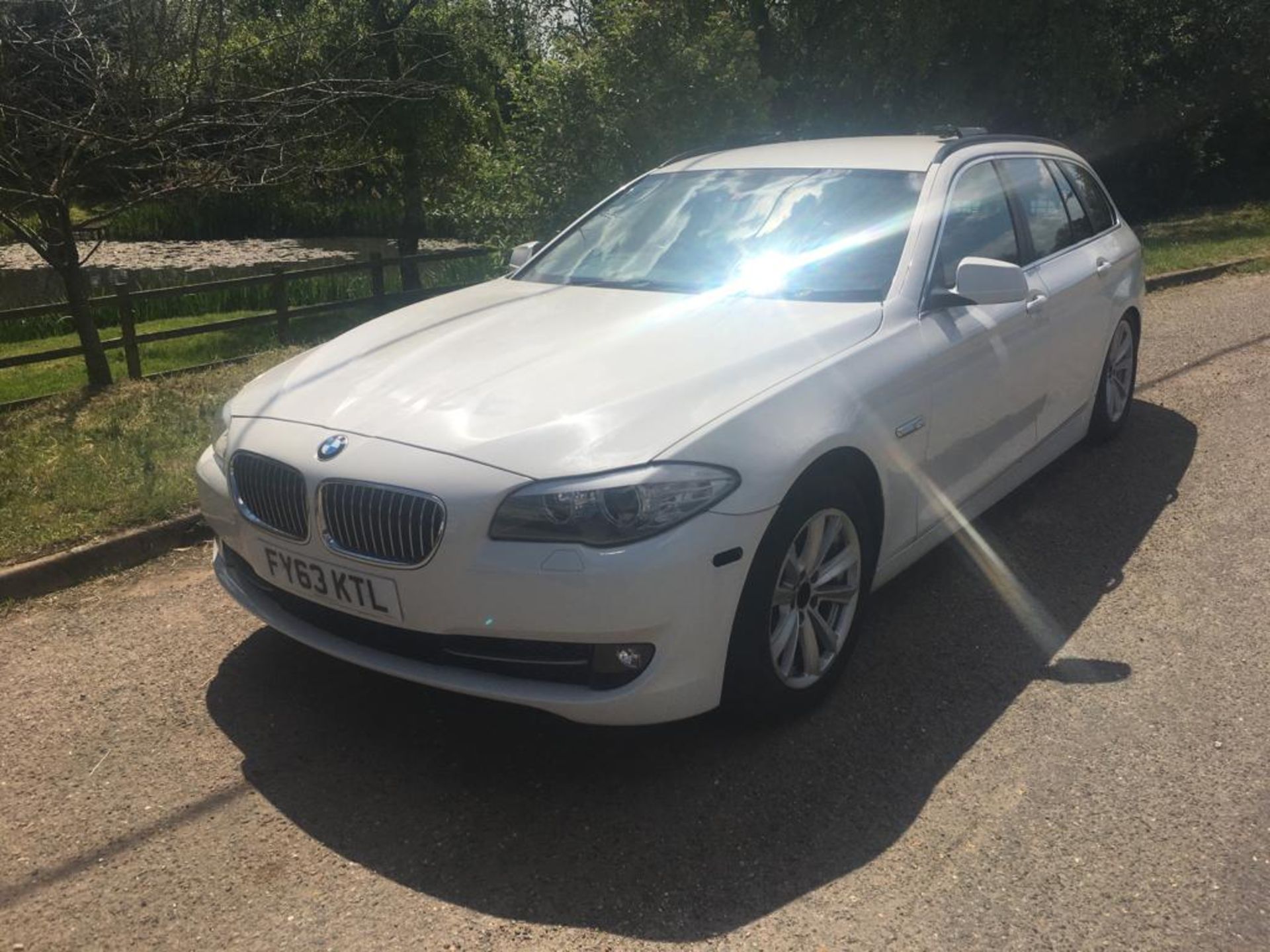 2013 BMW 530D AC AUTO 2993CC ESTATE - Image 3 of 14