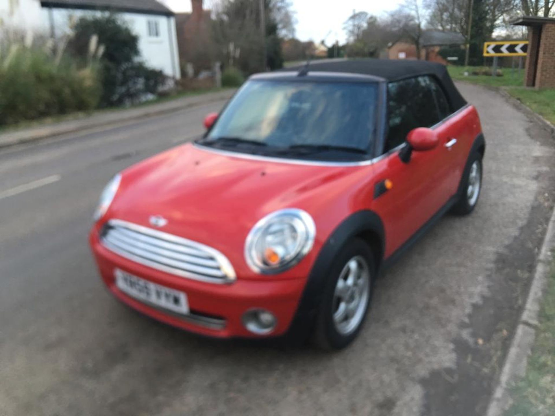 2009 MINI COOPER 1.6 PETROL CONVERTIBLE - Image 5 of 24