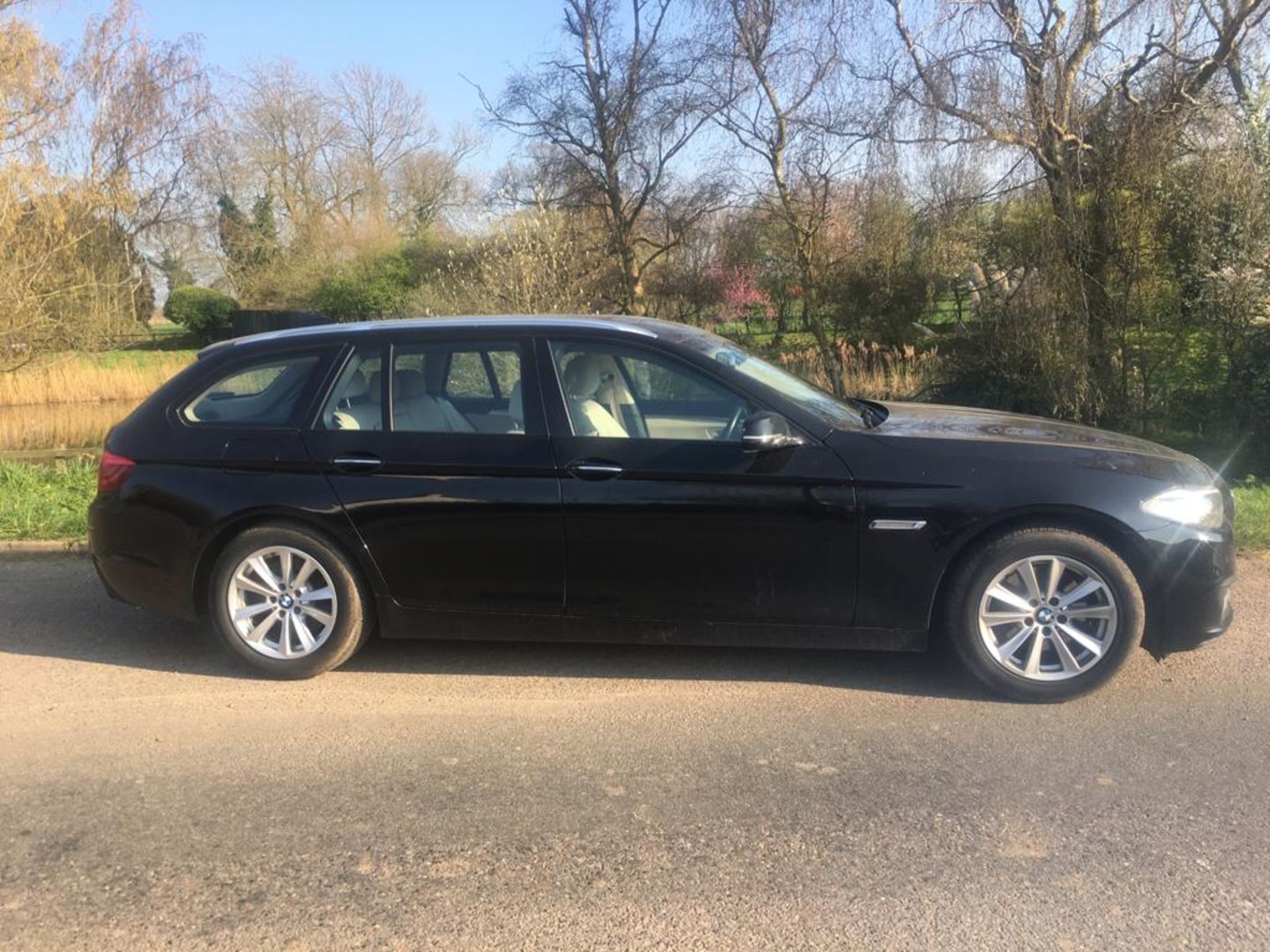 2015 BMW 520D SE DIESEL ESTATE AUTOMATIC - Image 3 of 23