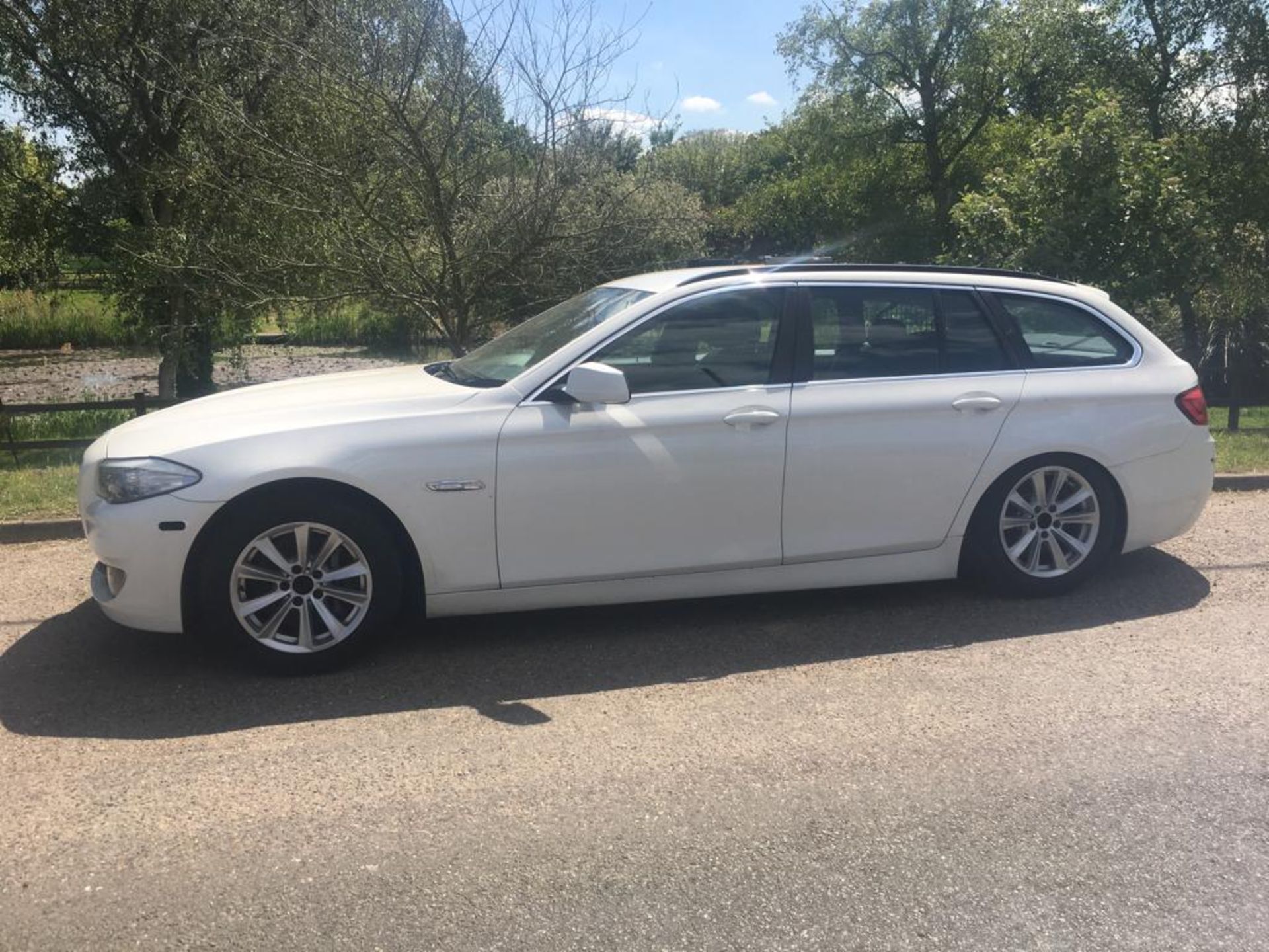 2013 BMW 530D AC AUTO 2993CC ESTATE - Image 8 of 14