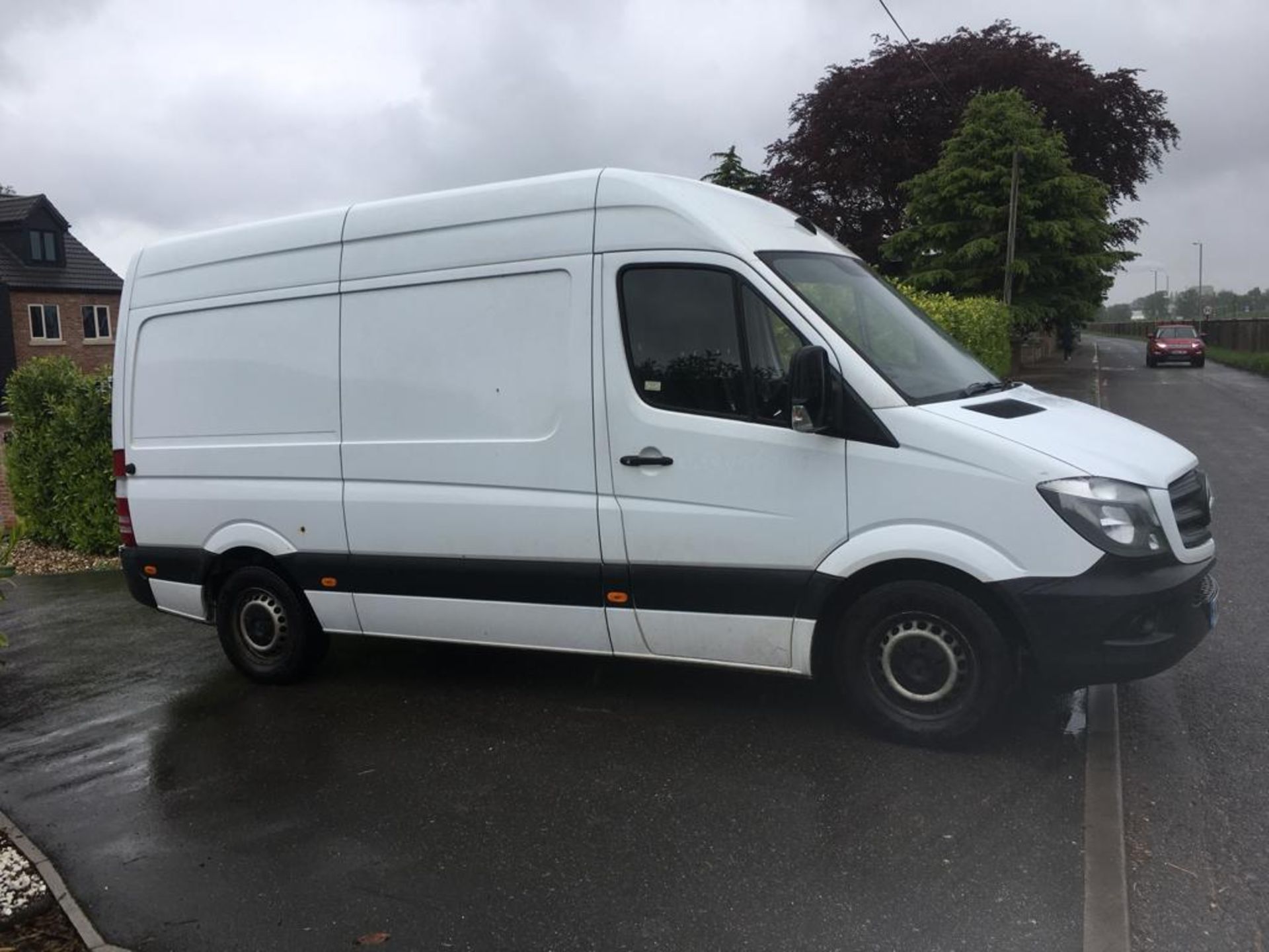 2013 MERCEDES-BENZ SPRINTER 313CDI MEDIUM DIESEL - 3.5t Van **ONE OWNER FROM NEW** - Image 7 of 19