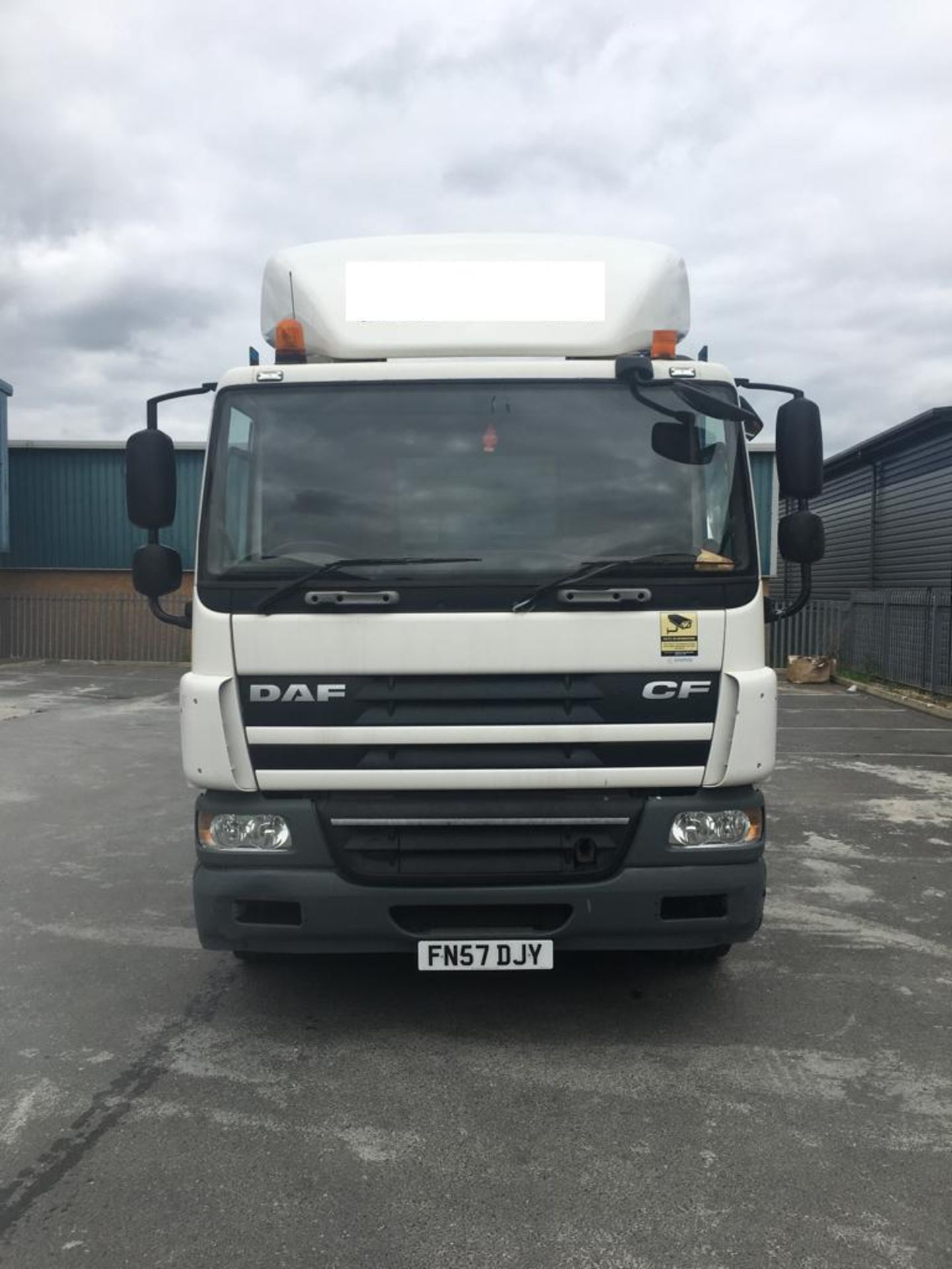 2007 DAF TRUCKS CF 9200CC **26000 KG GROSS** WITH FOLKLIFT INCLUDED - Image 2 of 13